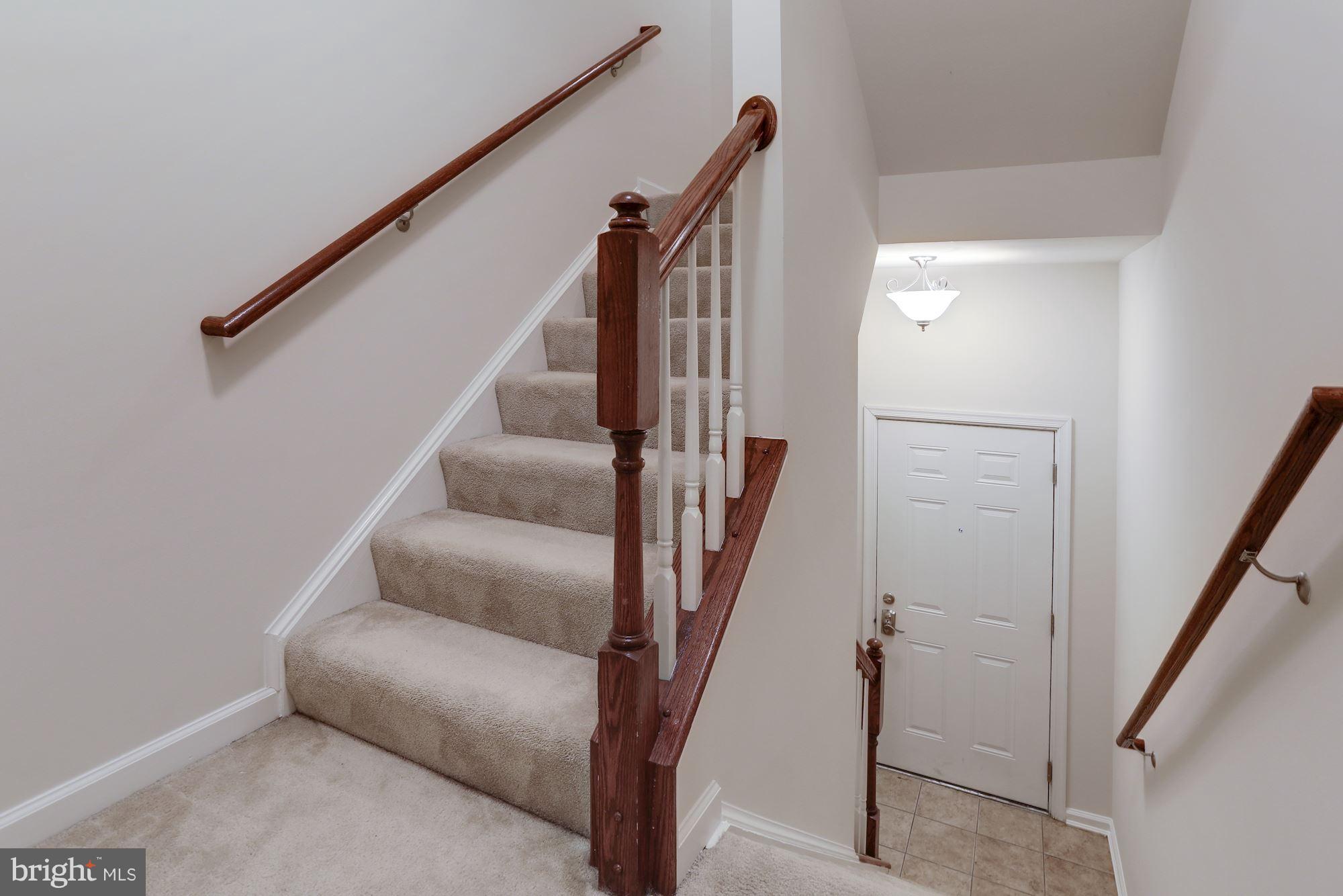 ELKRIDGE CROSSING - Residential