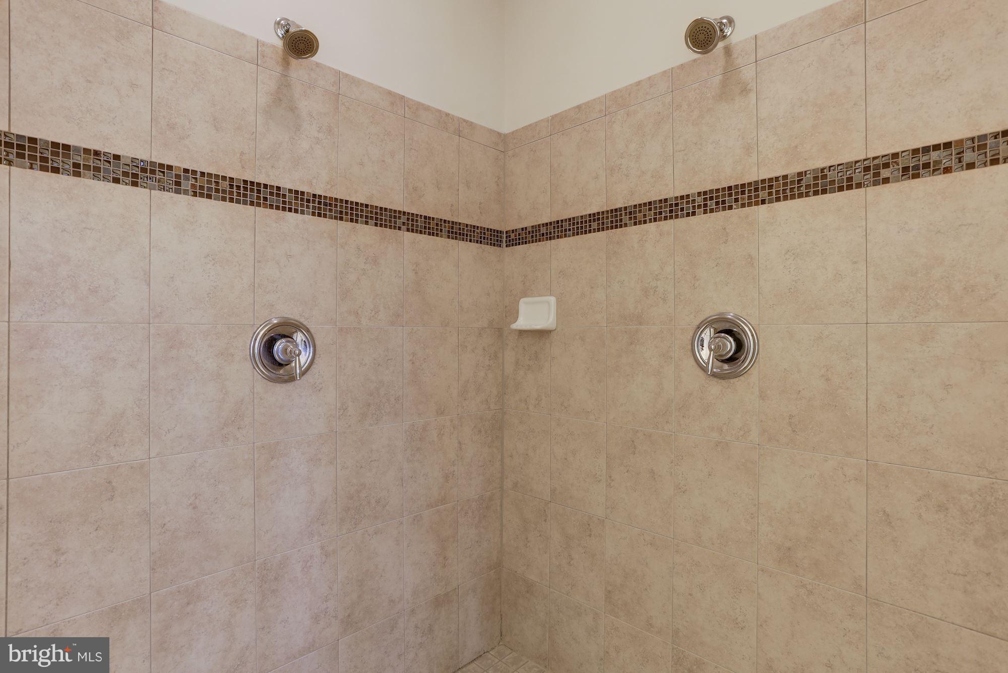 ELKRIDGE CROSSING - Residential