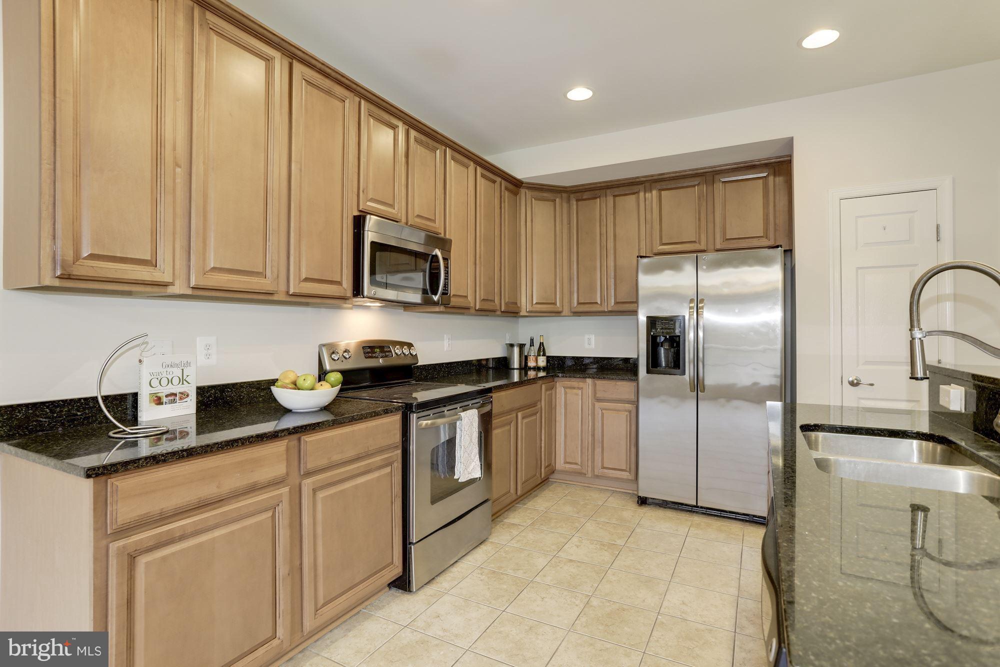 ELKRIDGE CROSSING - Residential