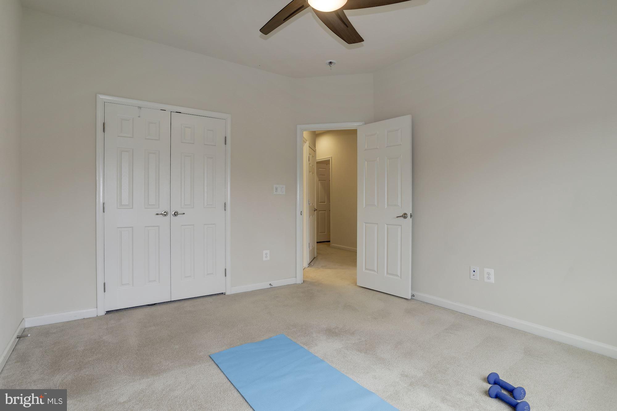 ELKRIDGE CROSSING - Residential