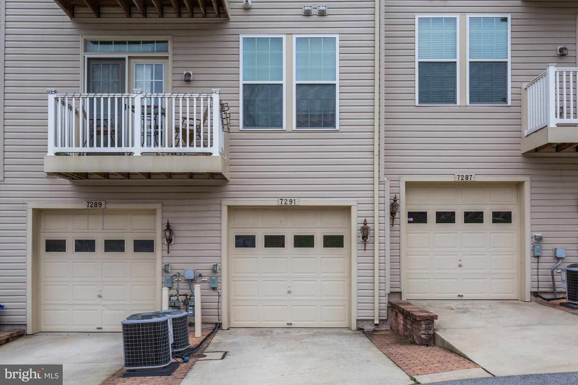 ELKRIDGE CROSSING - Residential