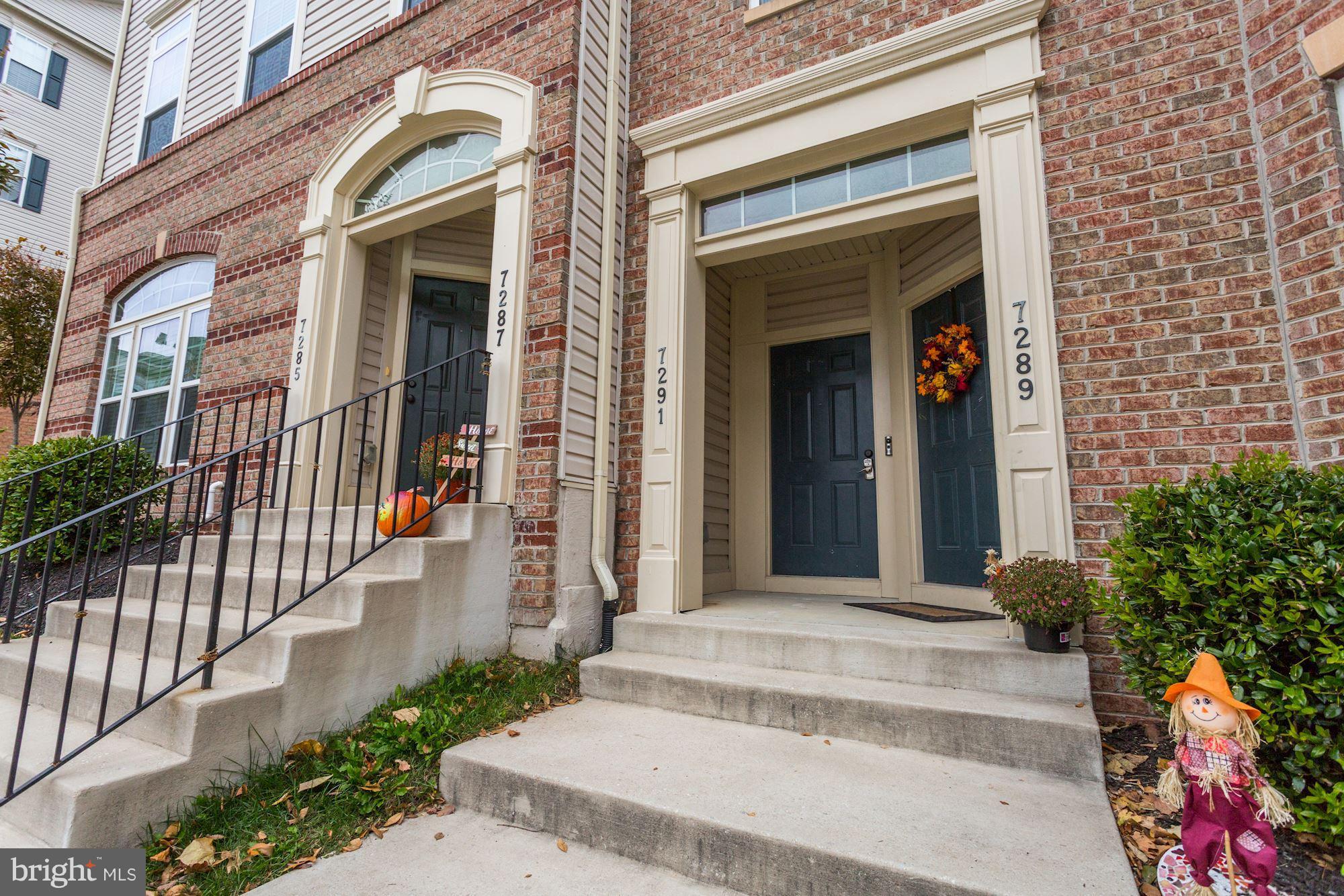 ELKRIDGE CROSSING - Residential