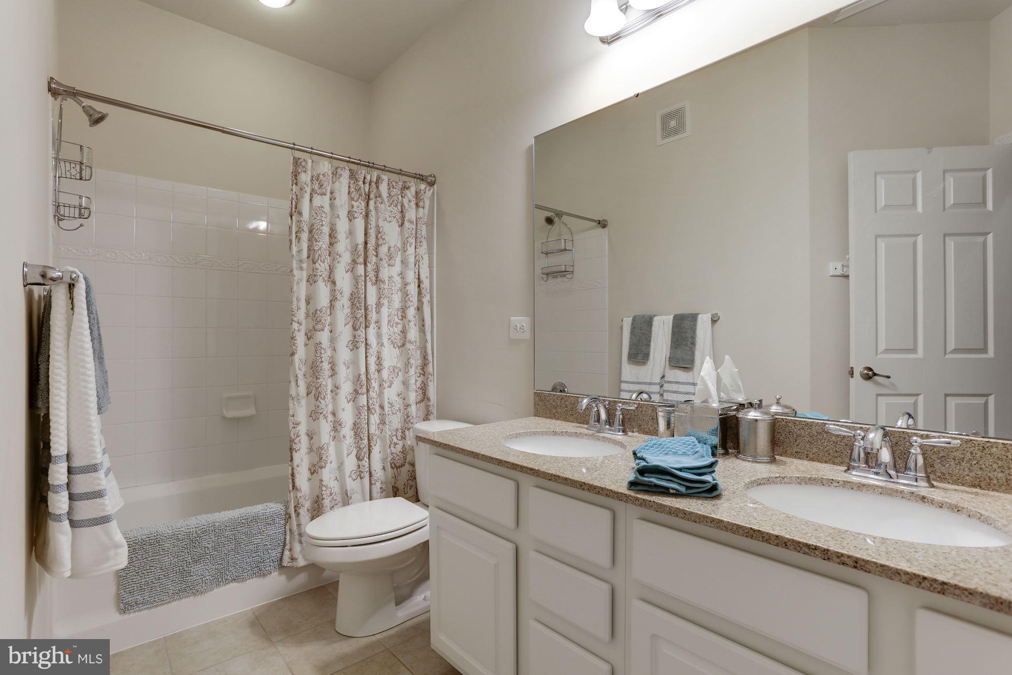 ELKRIDGE CROSSING - Residential