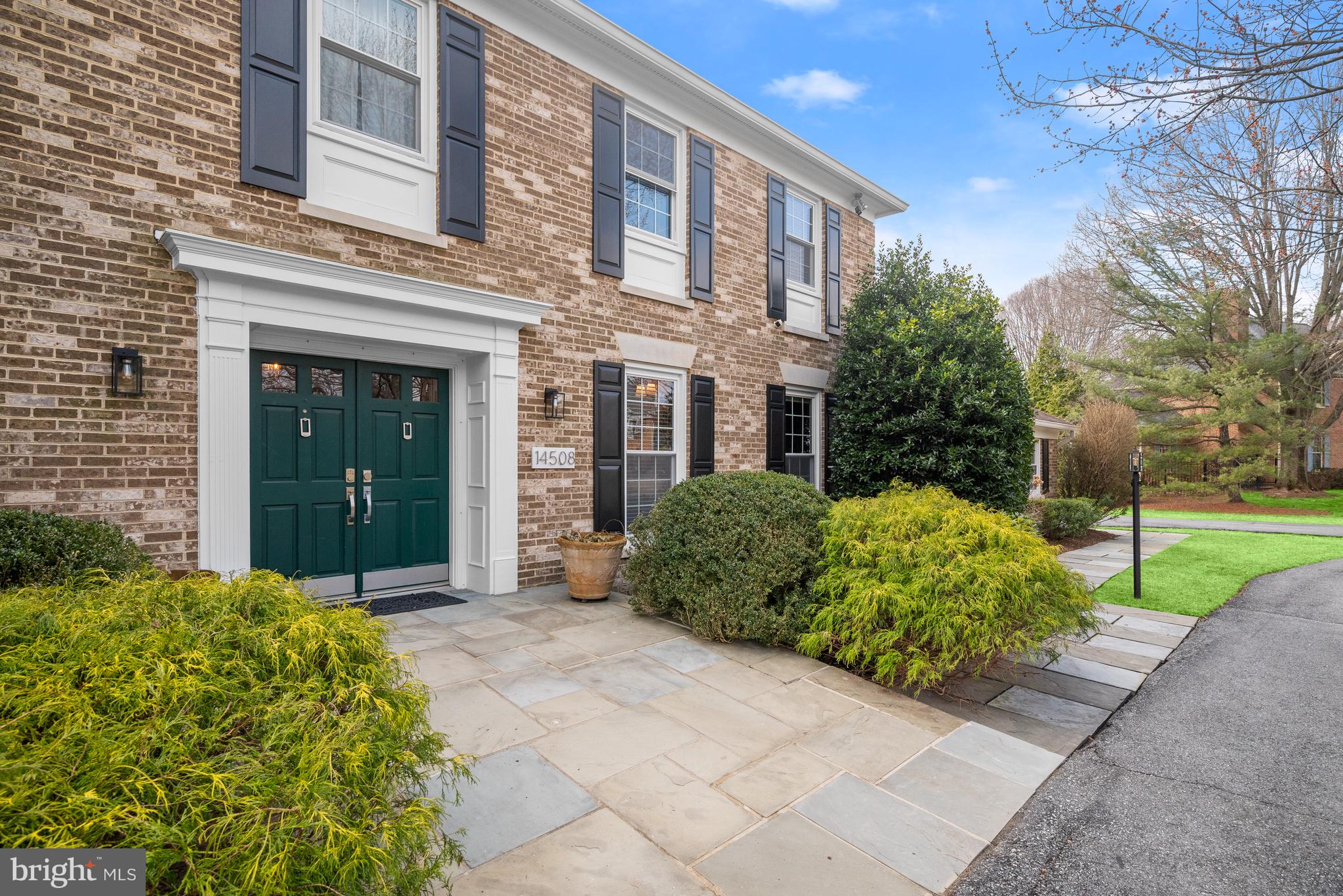 POTOMAC CHASE - Residential