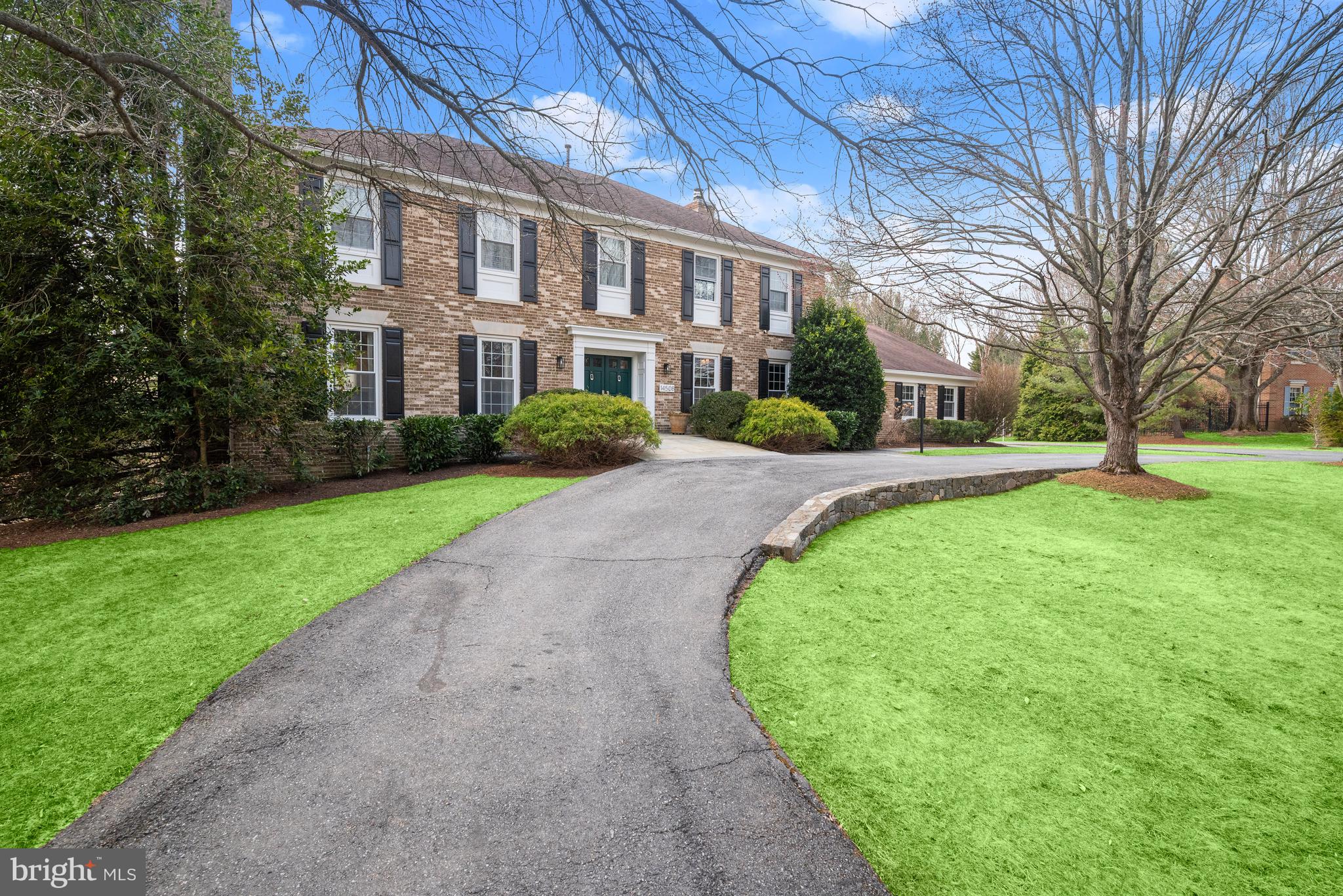 POTOMAC CHASE - Residential