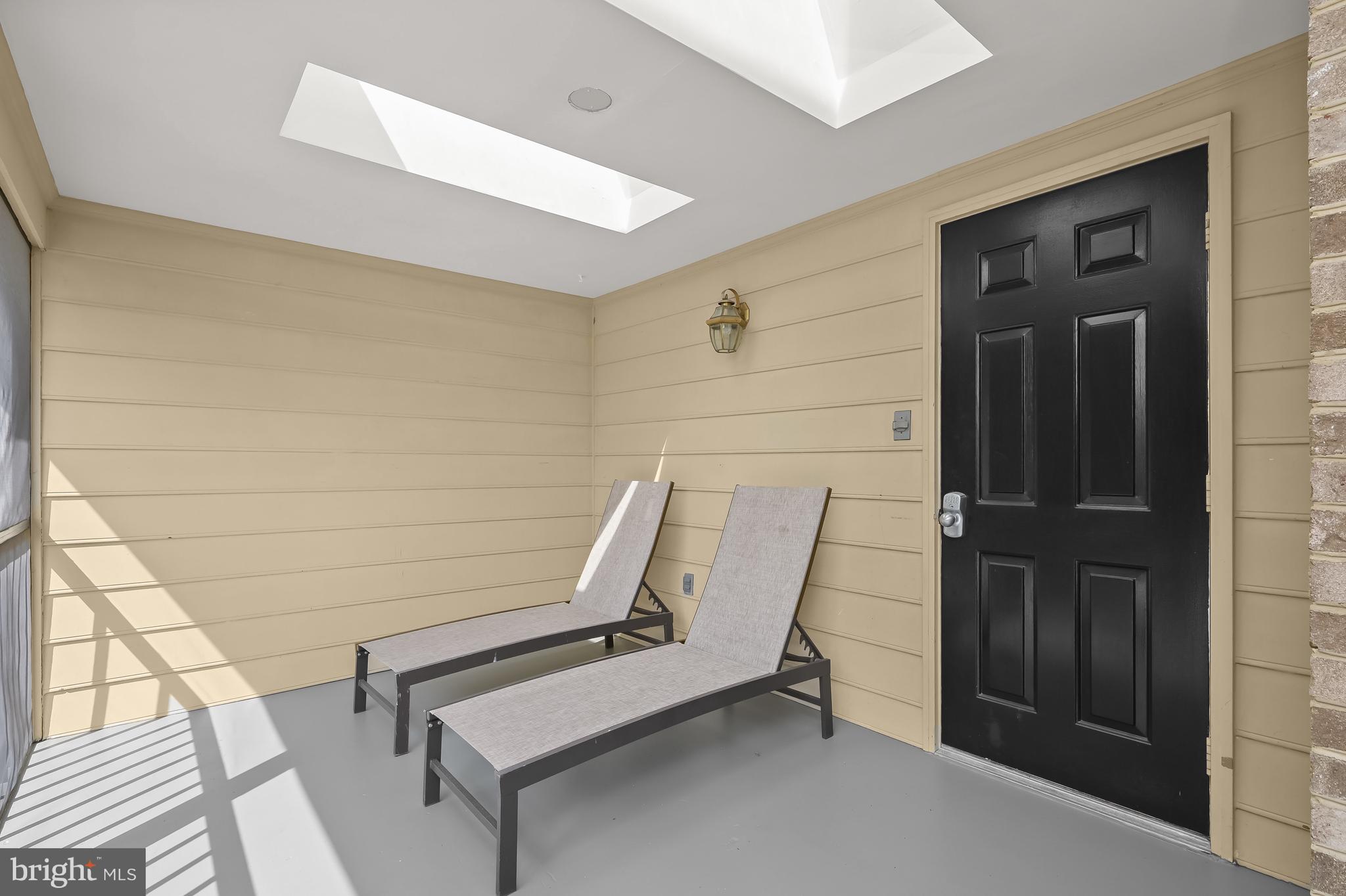 POTOMAC CHASE - Residential