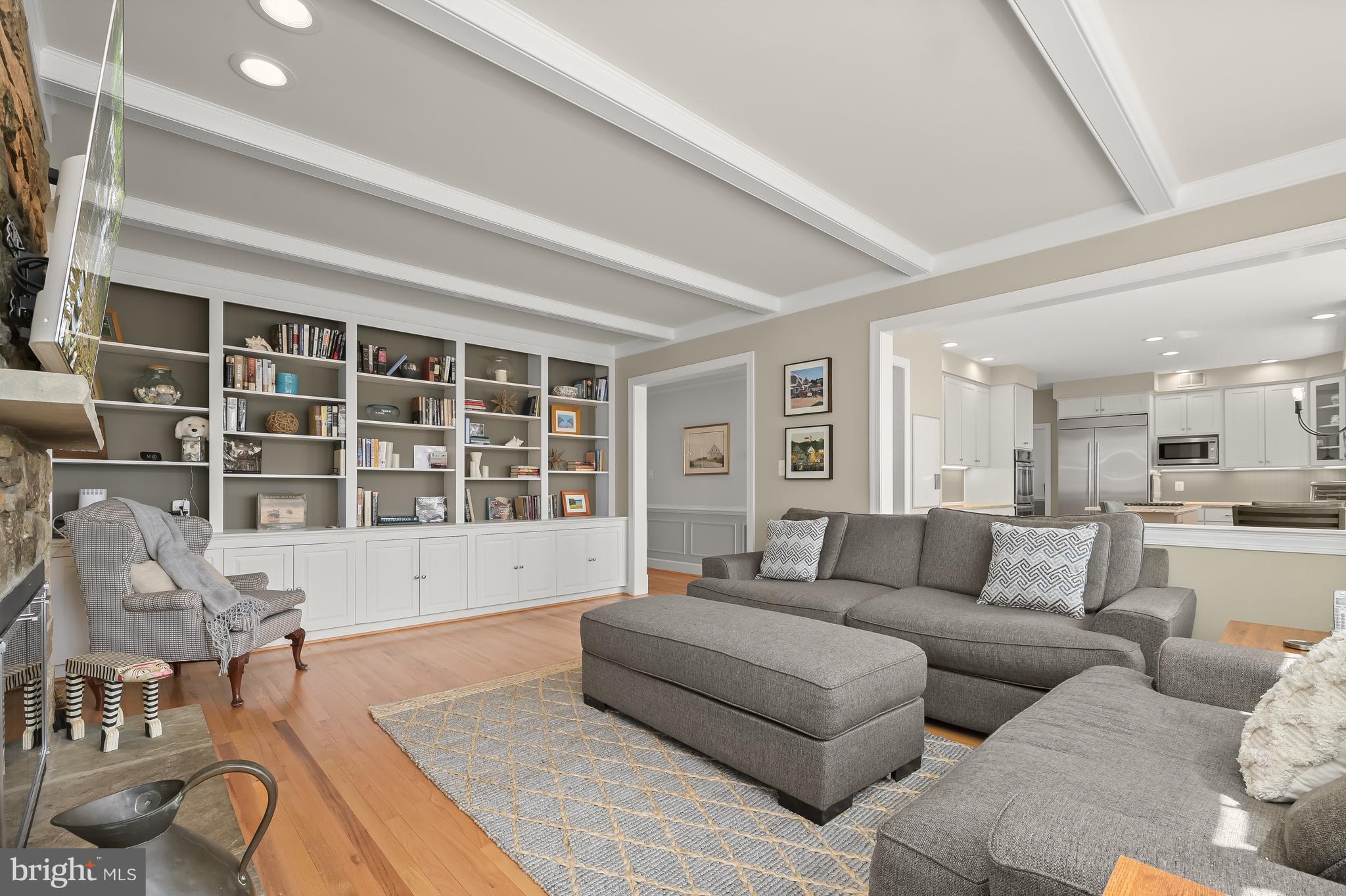 POTOMAC CHASE - Residential