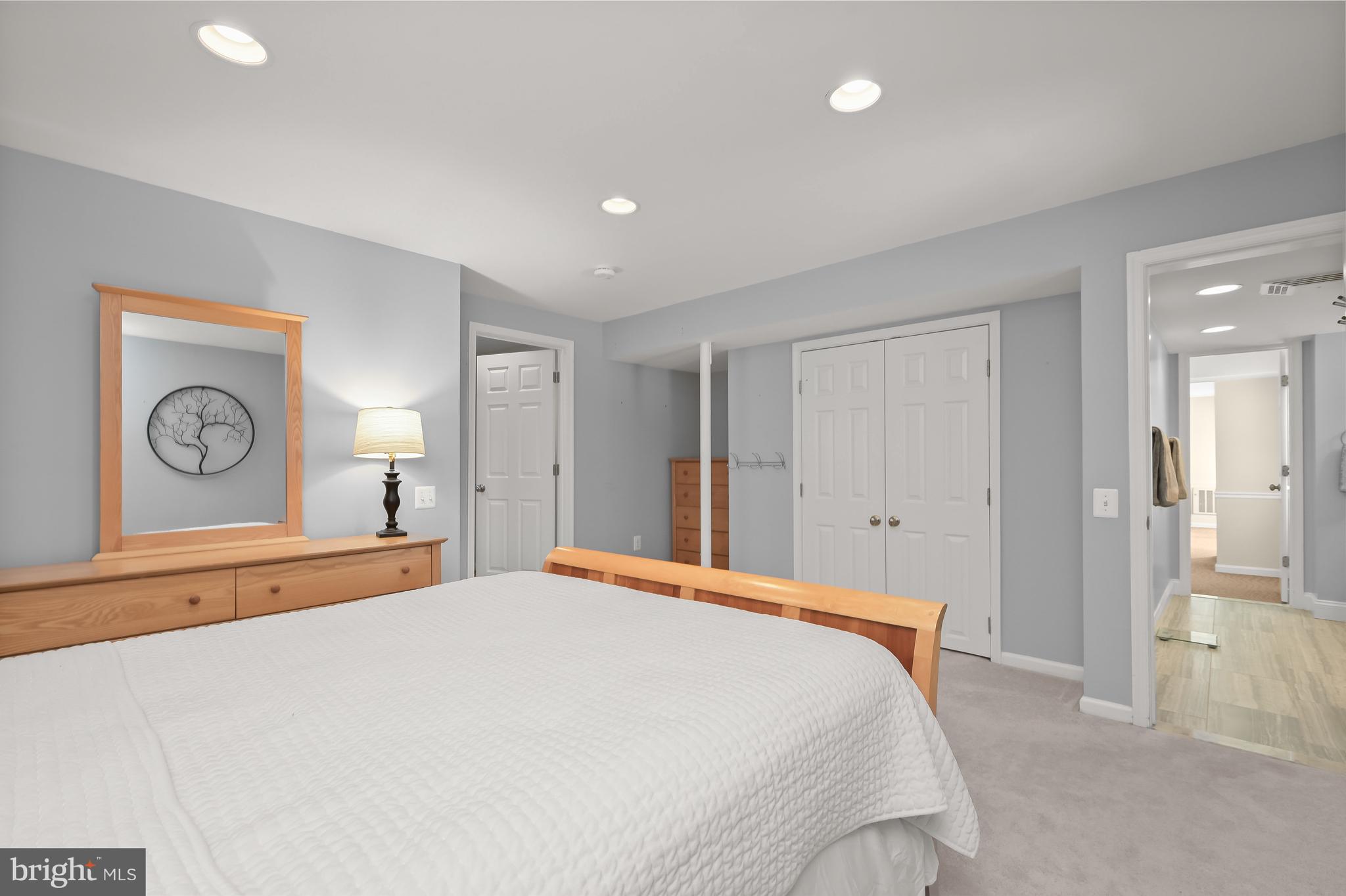 POTOMAC CHASE - Residential