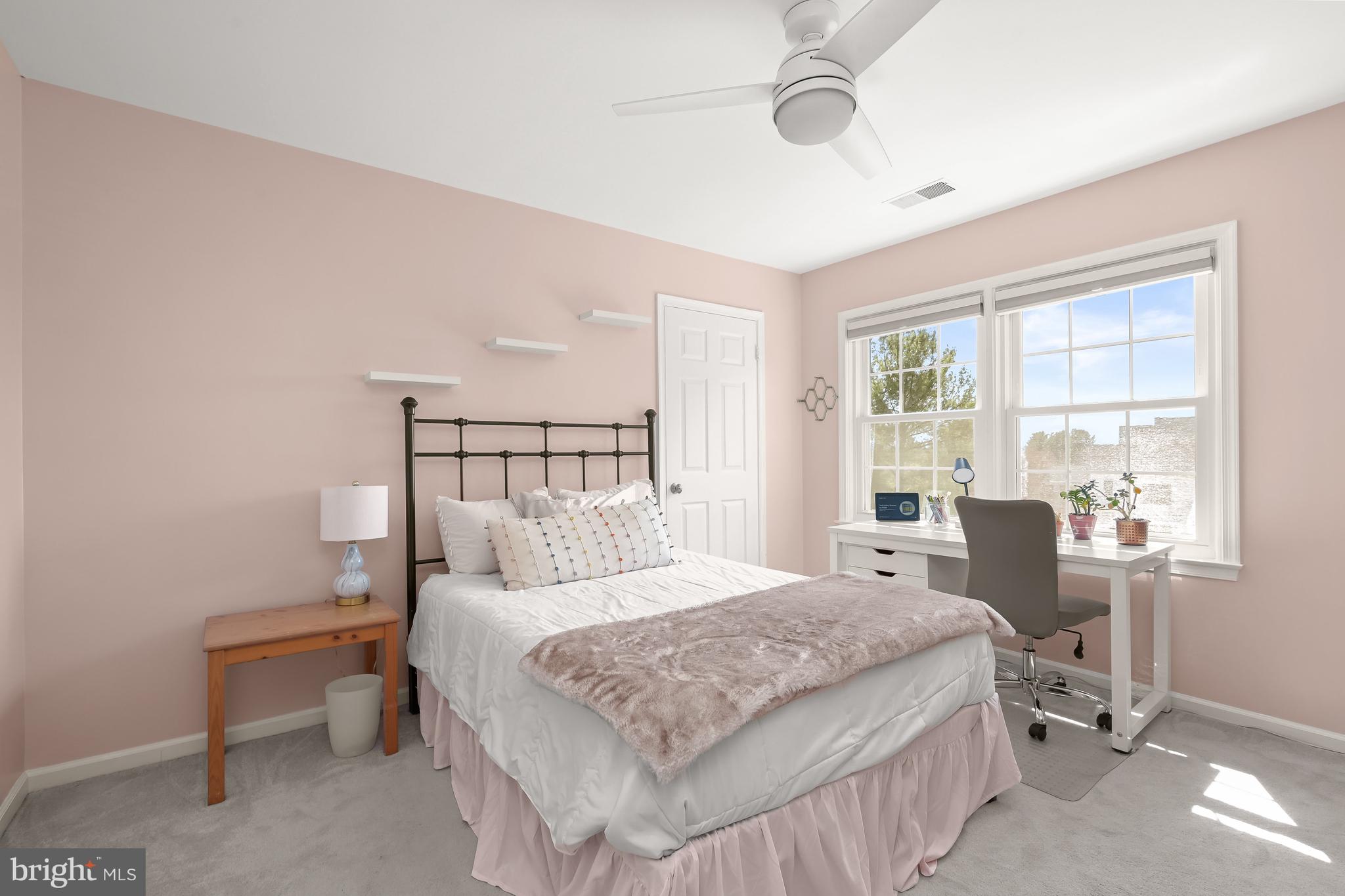 POTOMAC CHASE - Residential