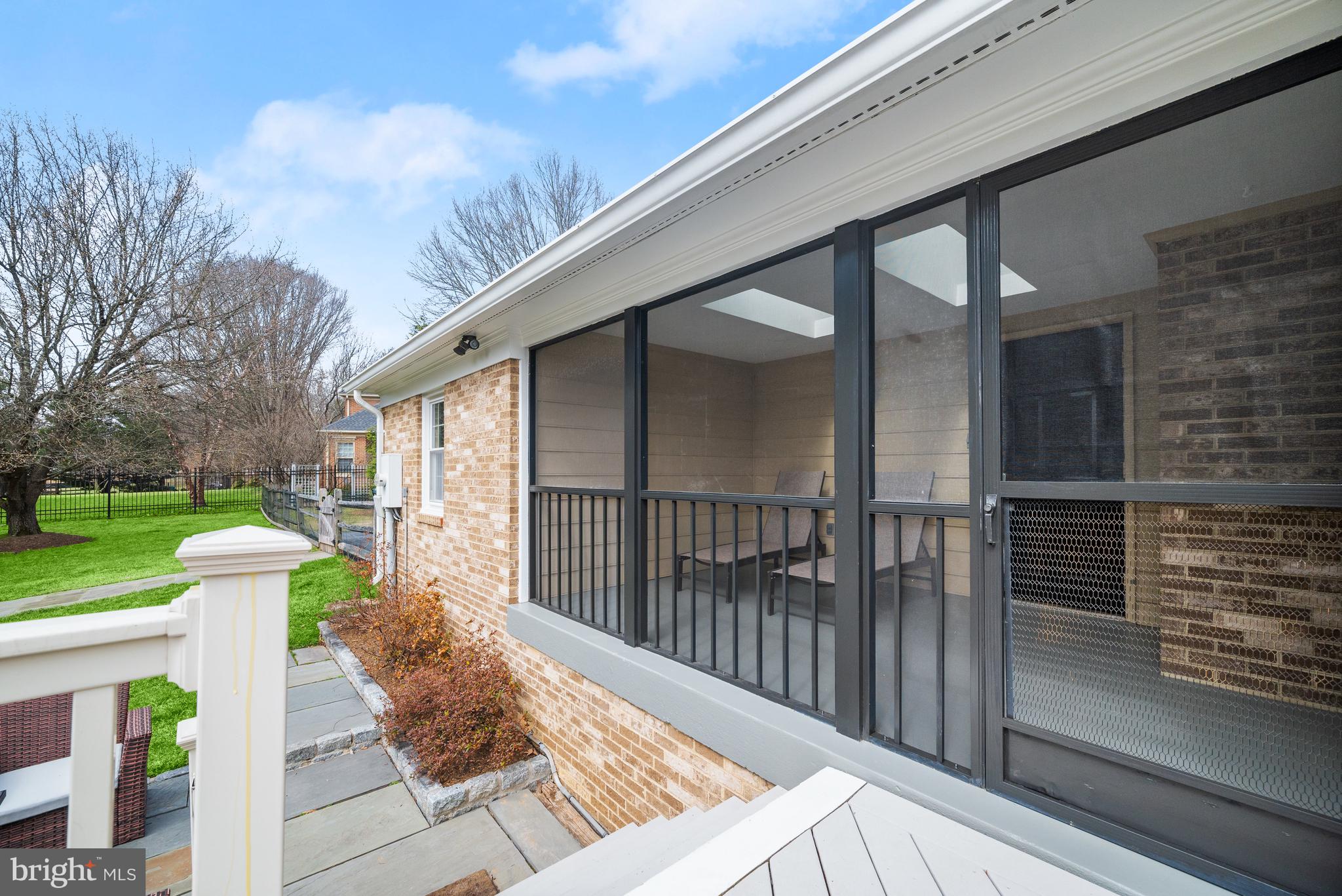 POTOMAC CHASE - Residential