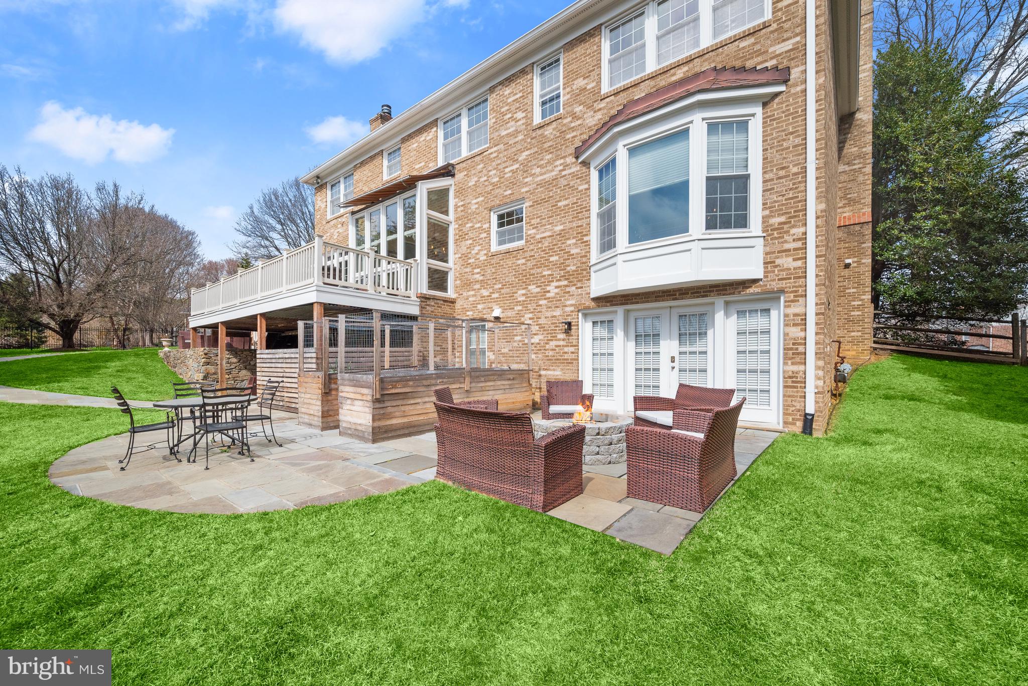 POTOMAC CHASE - Residential