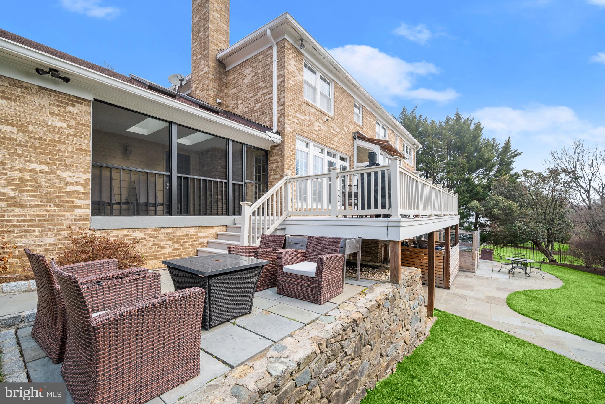 POTOMAC CHASE - Residential