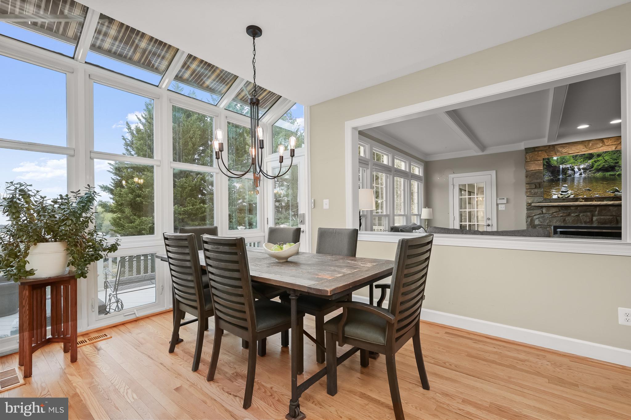 POTOMAC CHASE - Residential