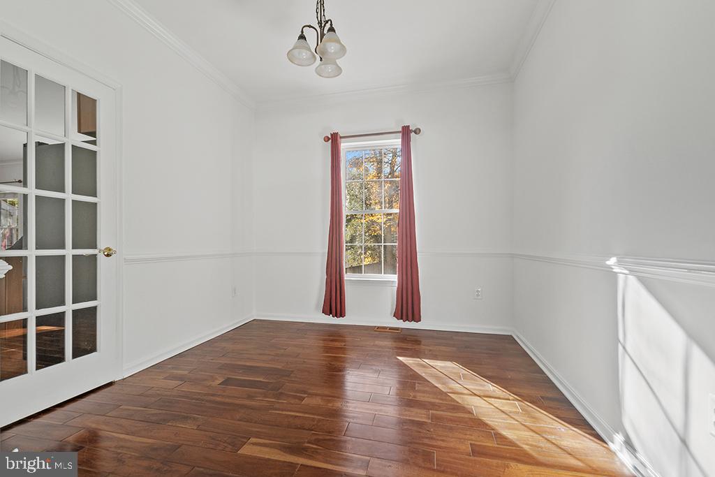 1843 DISNEY ESTATES CIRCLE