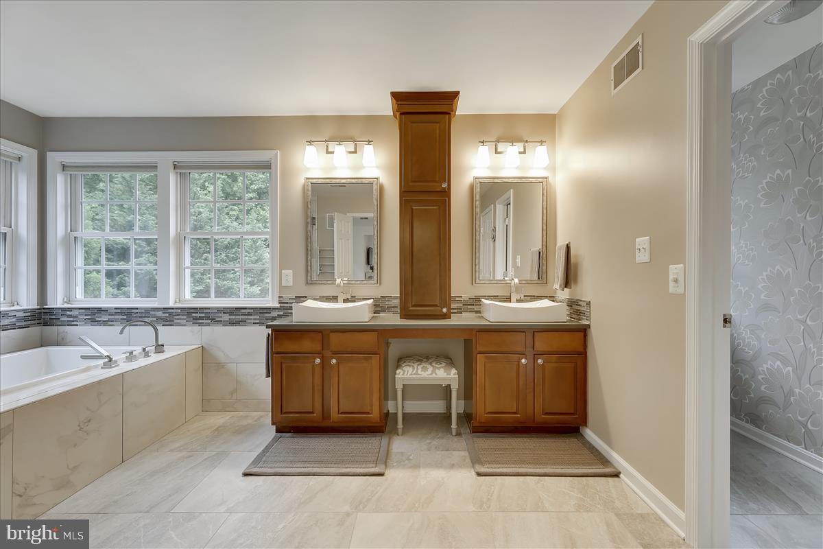 COCKEYSVILLE - Residential