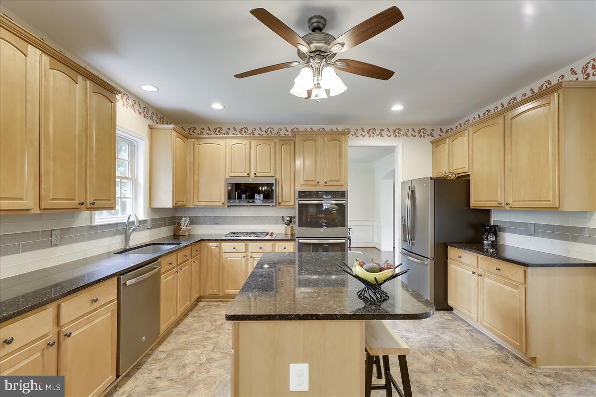 COCKEYSVILLE - Residential