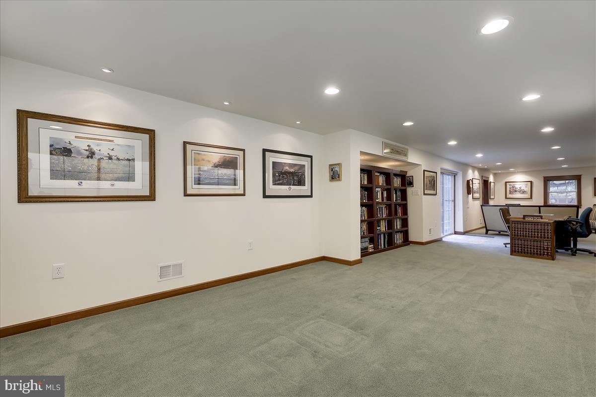 COCKEYSVILLE - Residential