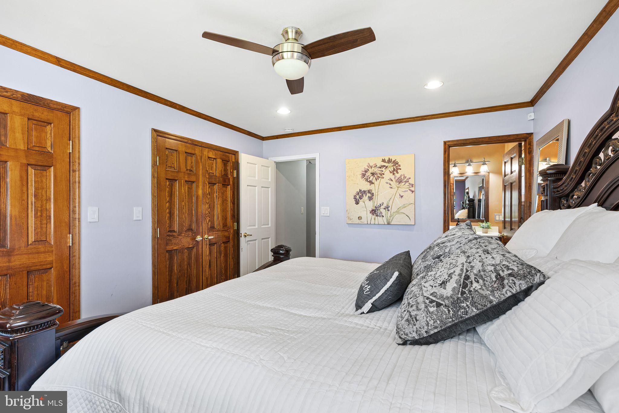 SNOWBALL GATE - Residential