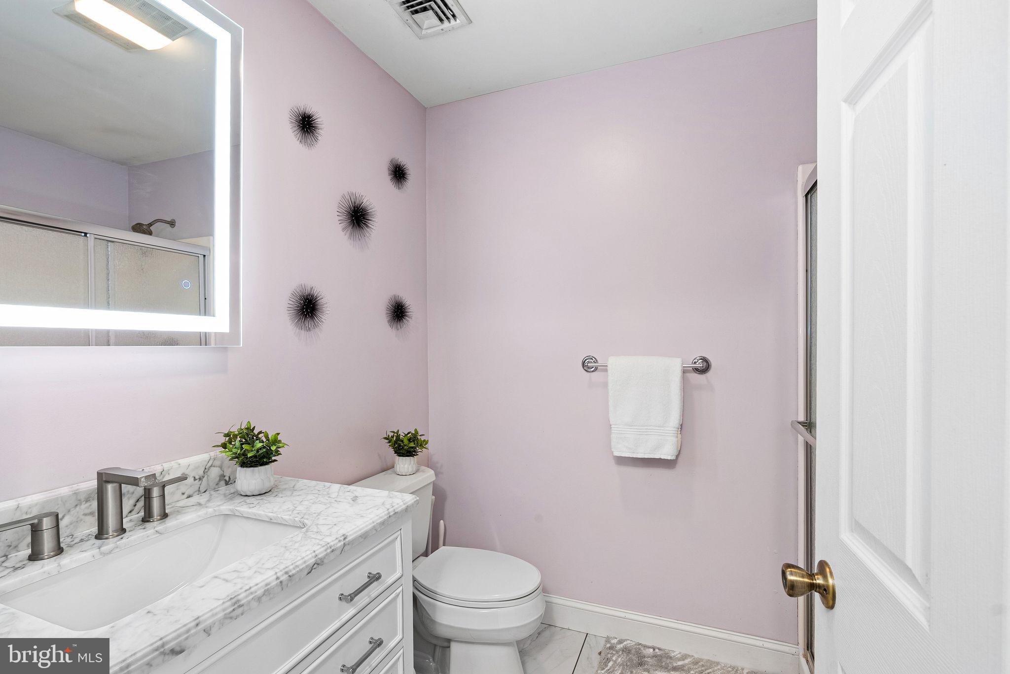 SNOWBALL GATE - Residential