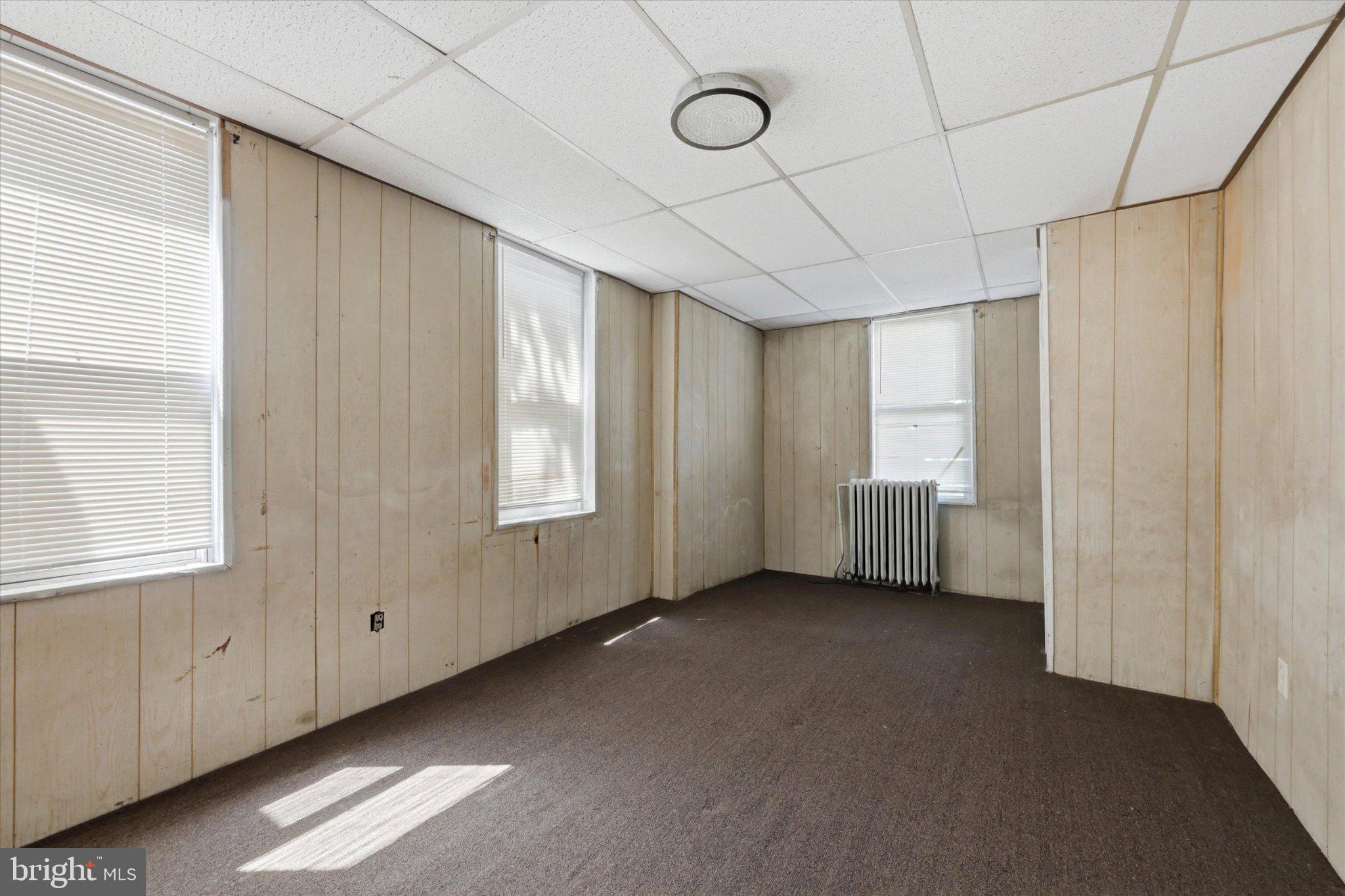 OVERBROOK - Commercial Sale