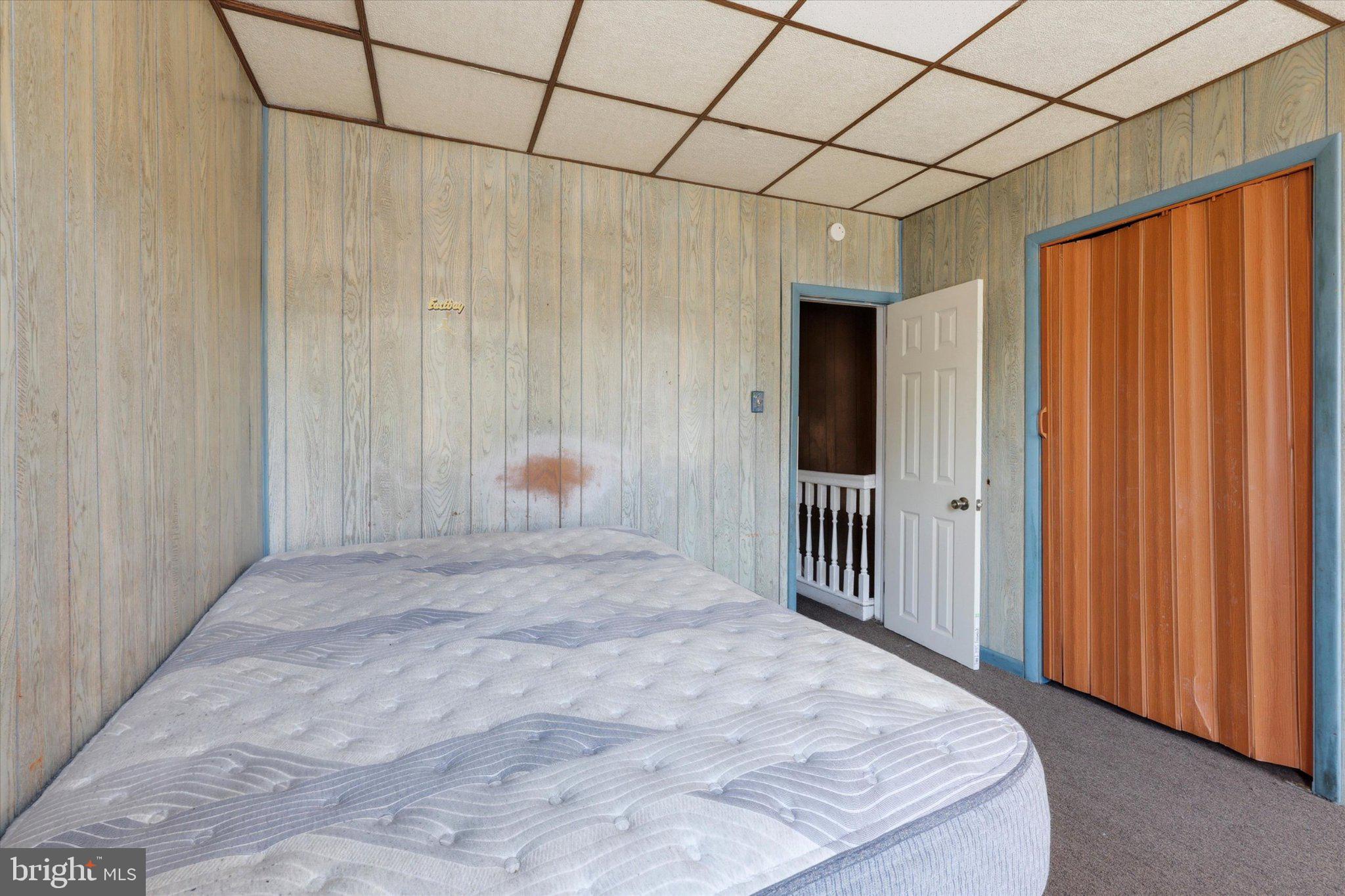 OVERBROOK - Commercial Sale