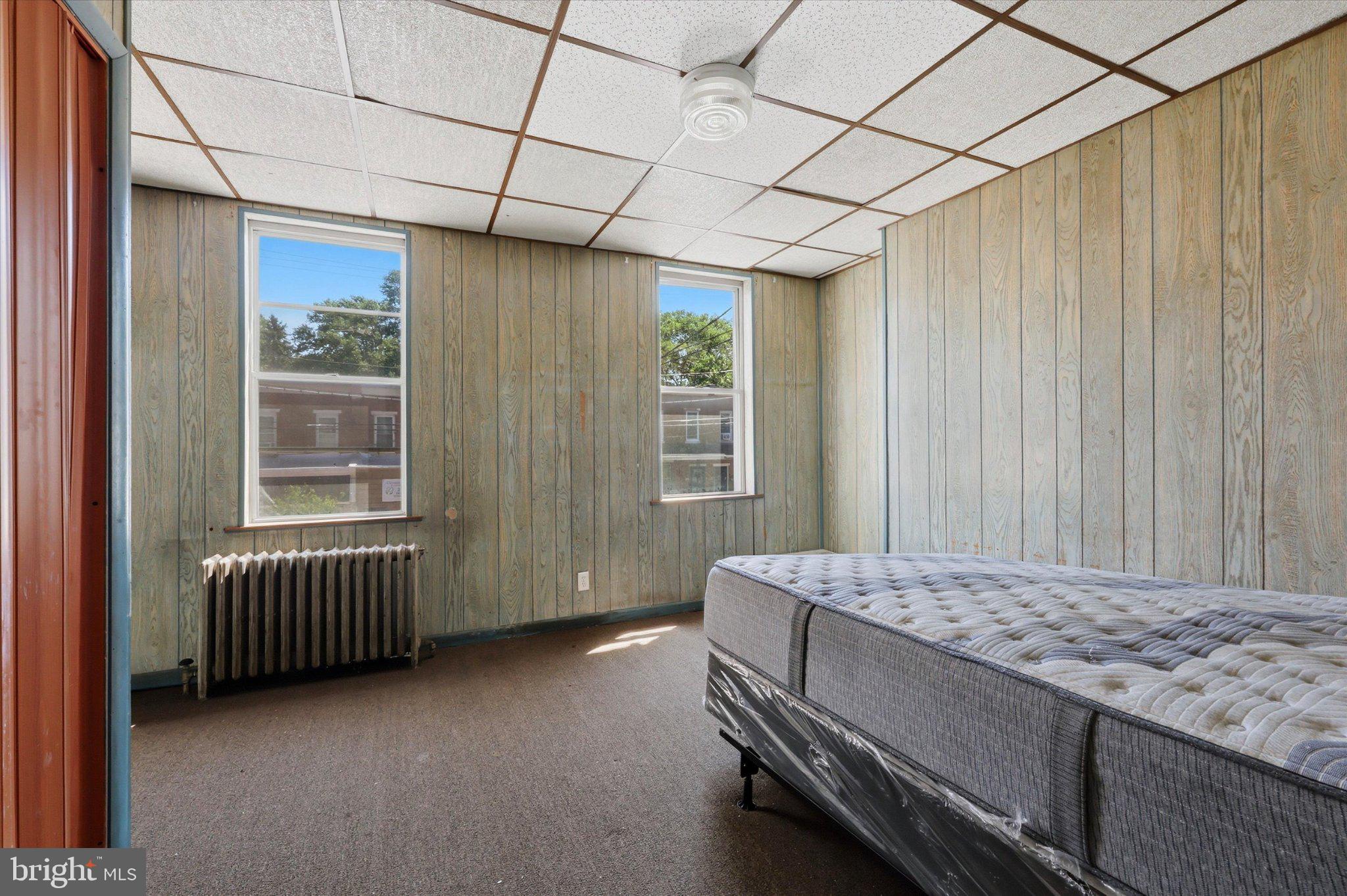 OVERBROOK - Commercial Sale