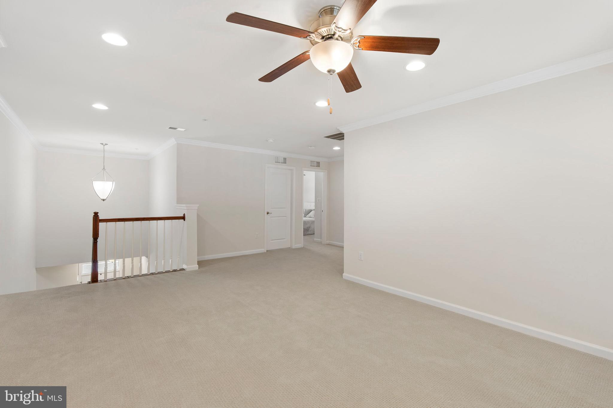 FALLSTON COMMONS - Residential