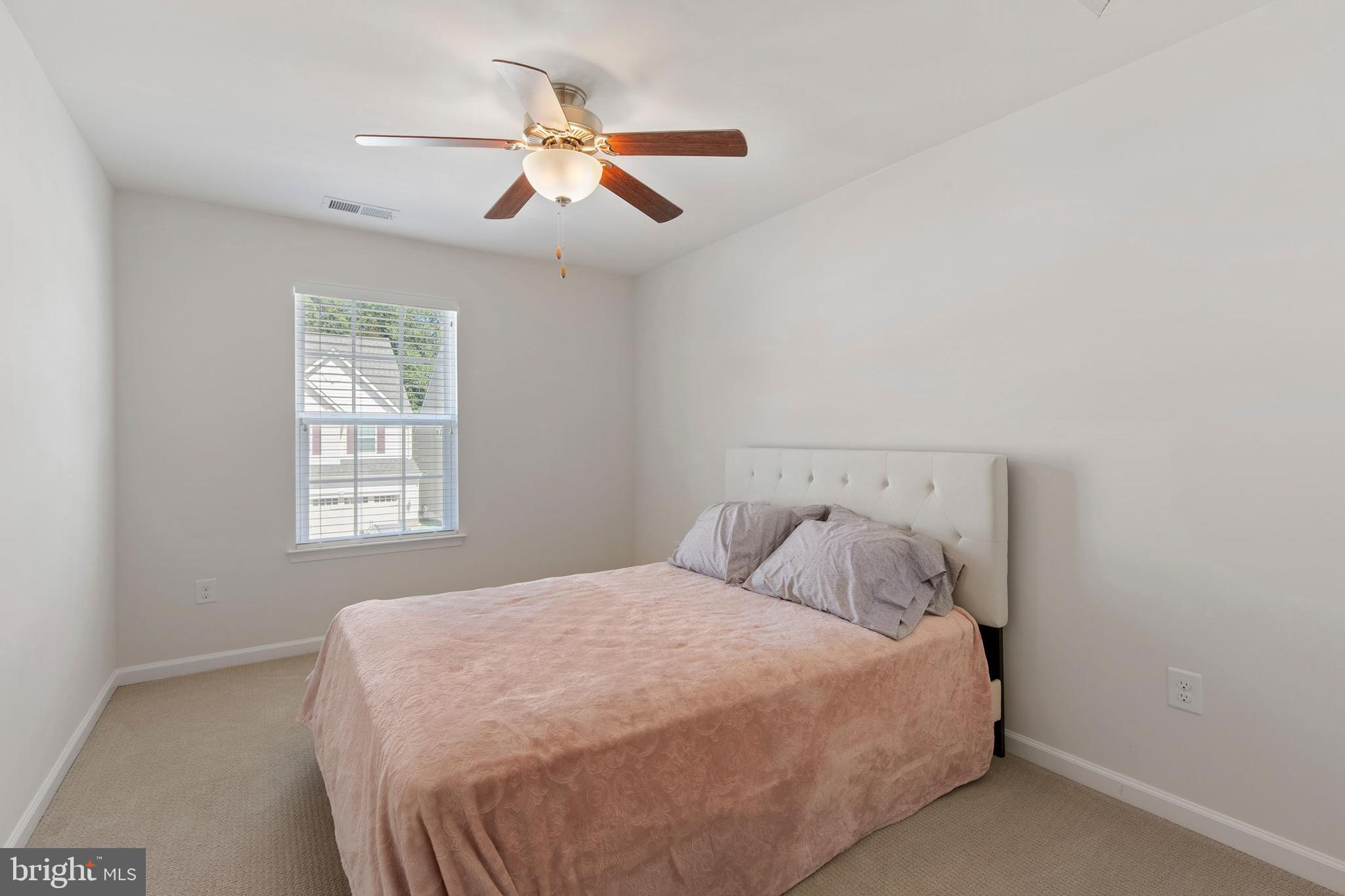 FALLSTON COMMONS - Residential