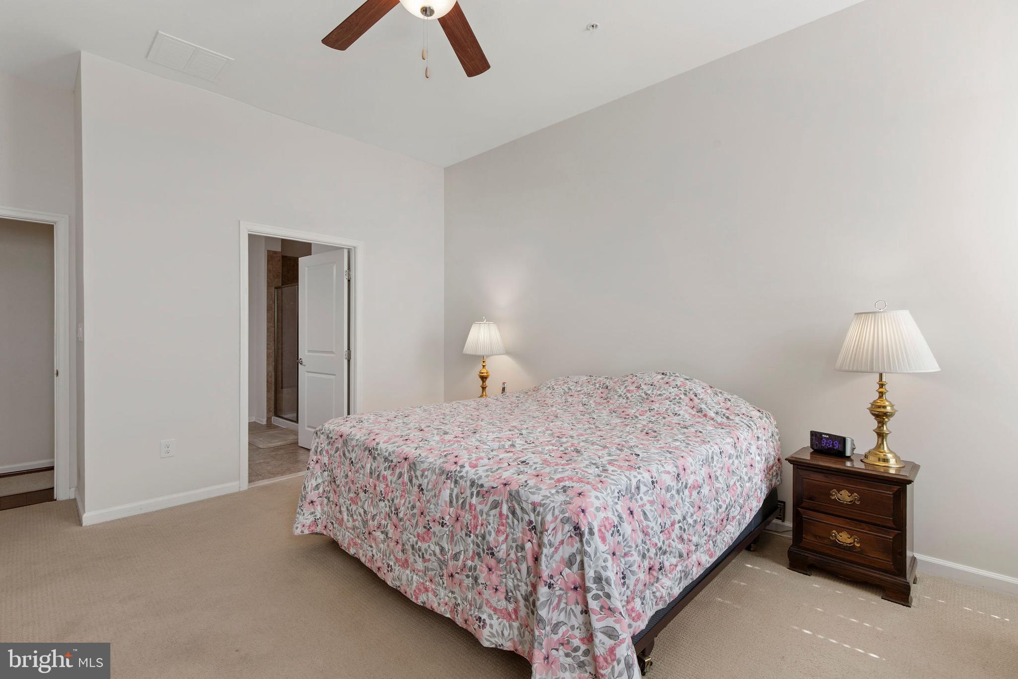 FALLSTON COMMONS - Residential