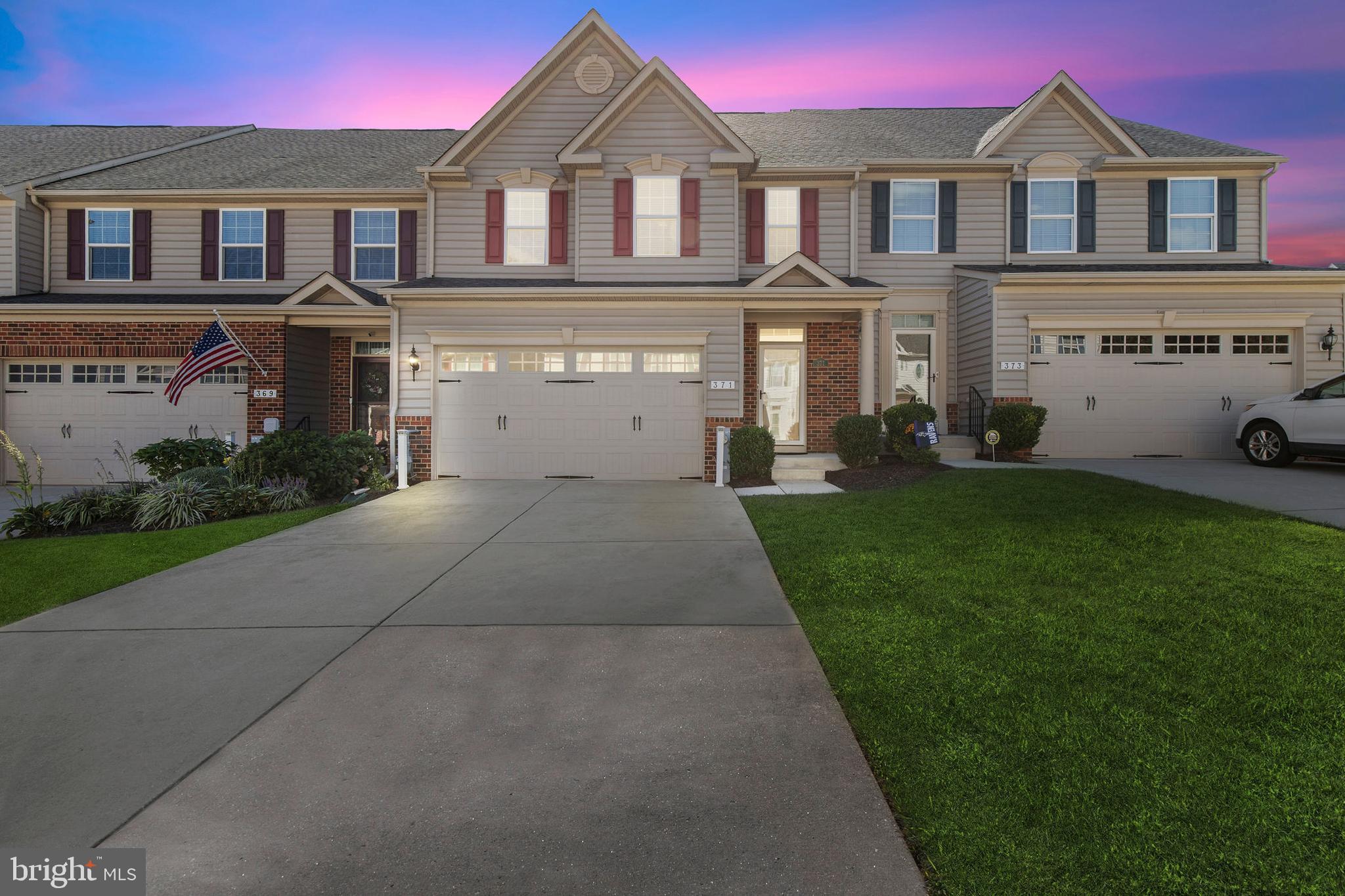 FALLSTON COMMONS - Residential