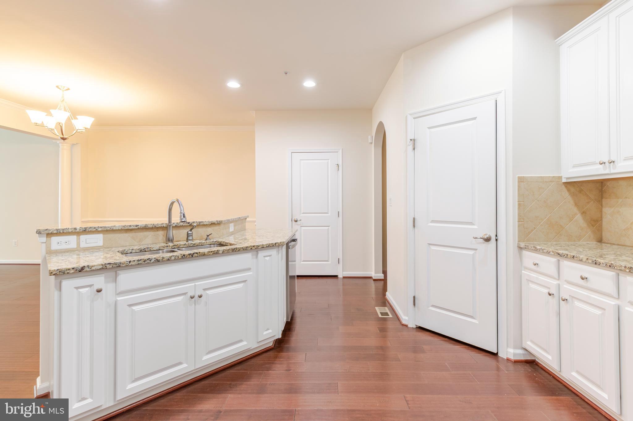 FALLSTON COMMONS - Residential