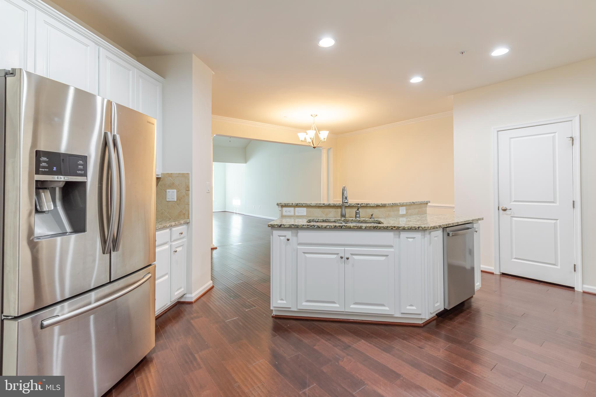 FALLSTON COMMONS - Residential