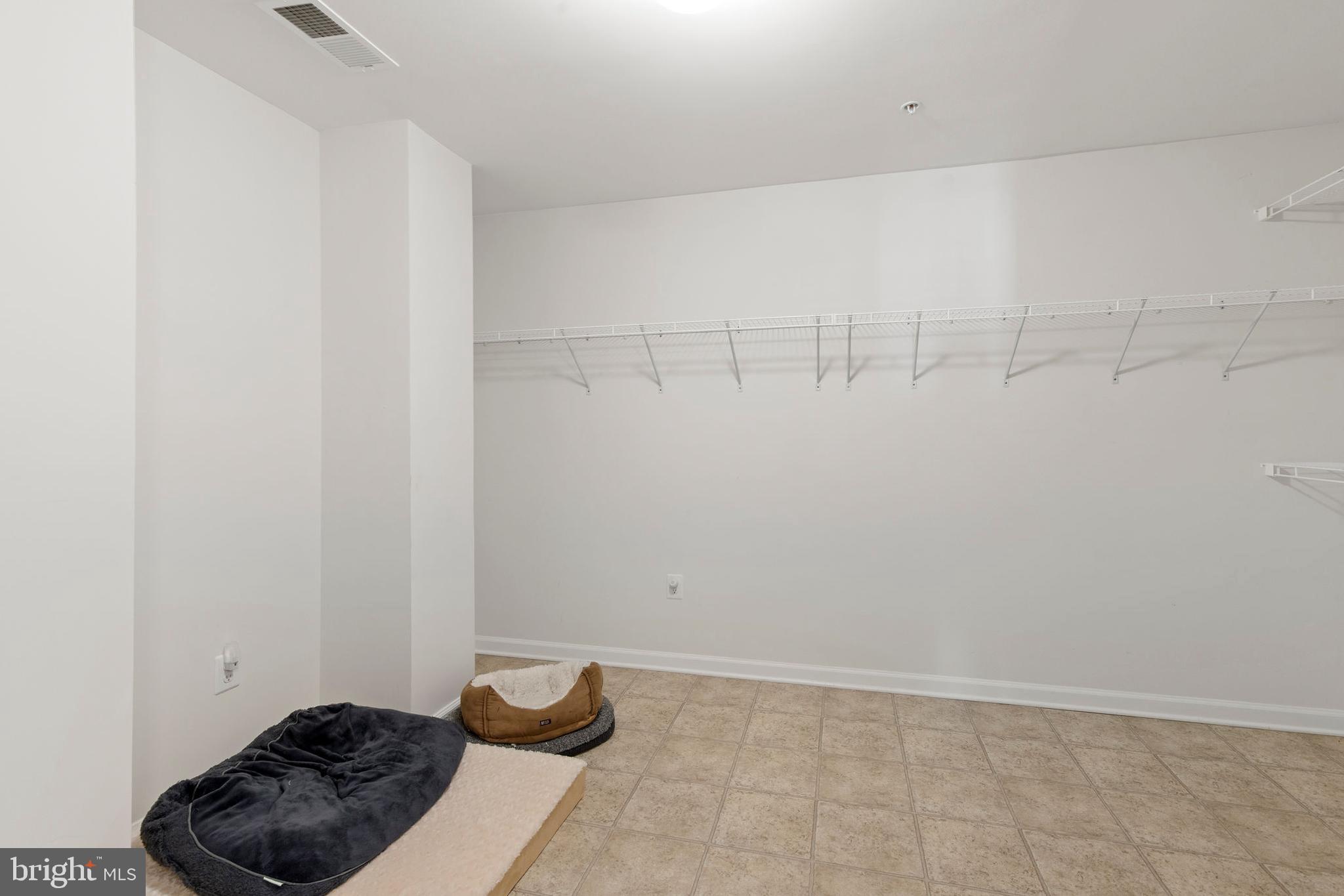 FALLSTON COMMONS - Residential