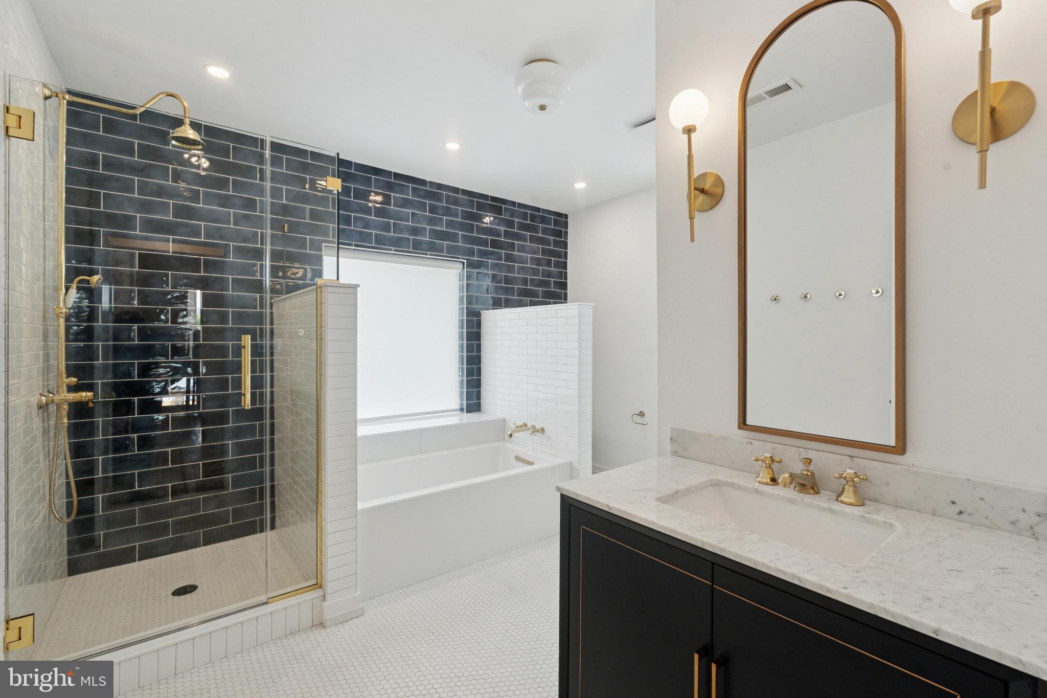 FISHTOWN - Residential Lease