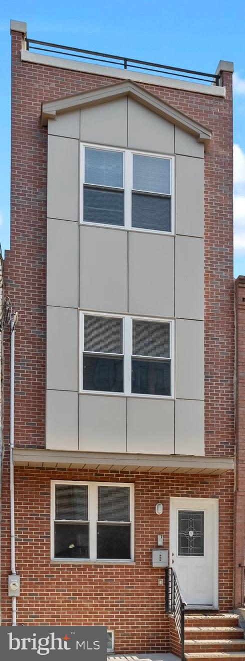 Stunning New Construction in South Philly! 4BR, 2.5BA with Rooftop Deck & Finished Basement
Welcome to your dream home in the heart of South Philadelphia! This brand-new construction offers modern city living with spacious comfort and sleek design. Boasting 4 spacious bedrooms, 2.5 luxurious bathrooms, and a finished basement, this home has everything you need for contemporary city living.
Step inside to find an open-concept main floor with hardwood flooring, high ceilings, and oversized windows that flood the space with natural light. The designer kitchen features granite countertops, stainless steel appliances, custom cabinetry, and a large island perfect for entertaining.
Upstairs, you'll find generously sized bedrooms, including a serene primary suite with an en-suite bathroom. The finished basement offers versatile space ideal for a media room, home gym or office.
Head to the private rooftop deck to enjoy panoramic views of the Philadelphia skyline; perfect for relaxing evenings or hosting gatherings.
Located on a quiet block in sought-after South Philly, you're just minutes from restaurants, parks, shops public transportation, and major highways.
Don't miss this rare opportunity to own a modern gem in one of the city's most vibrant neighborhoods! Schedule your private tour today!