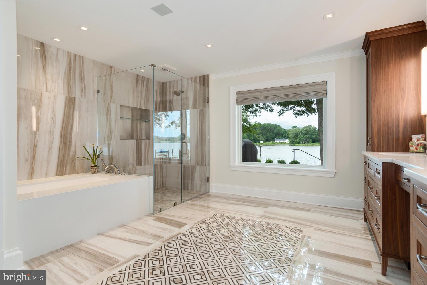 EASTON - Residential