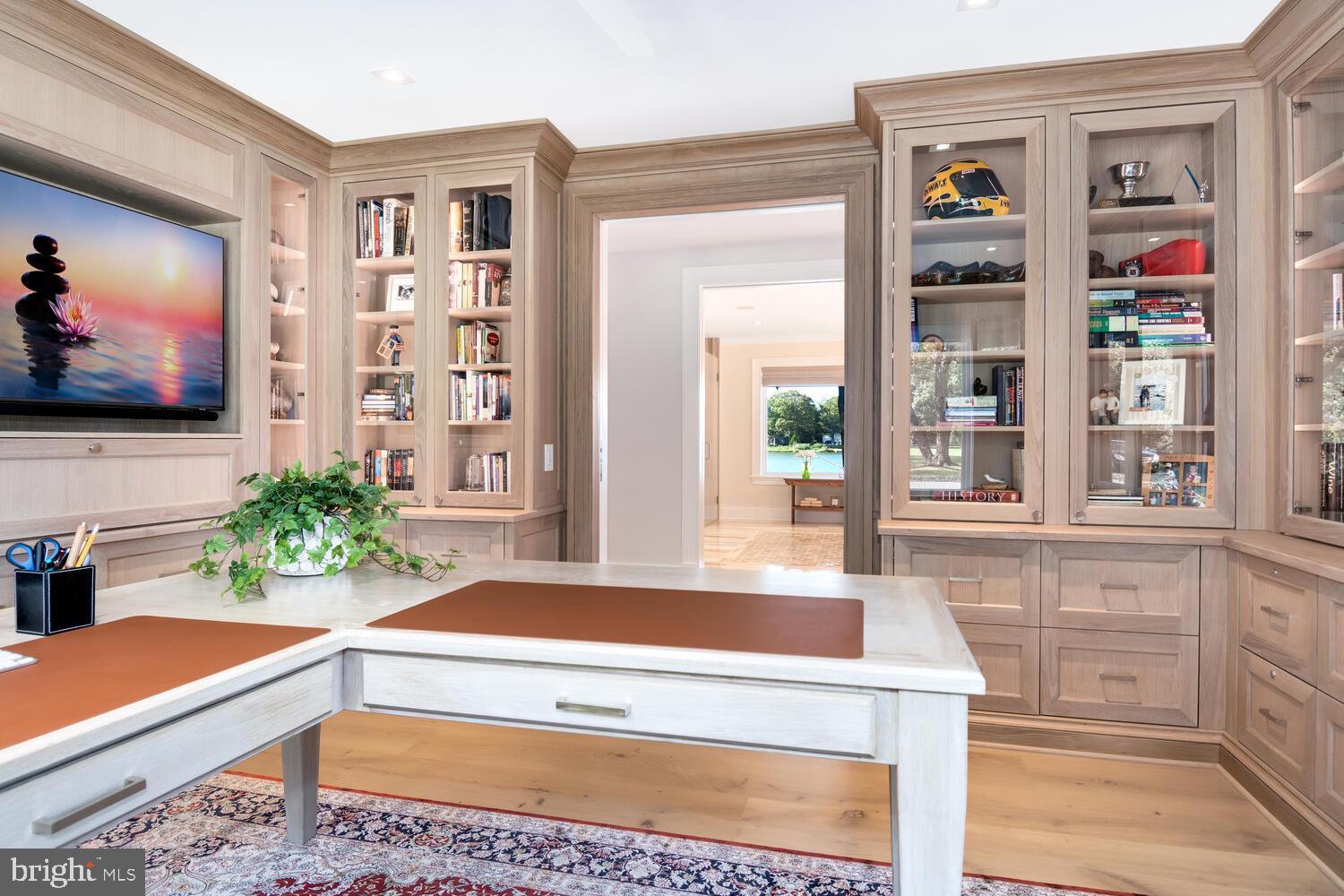 EASTON - Residential