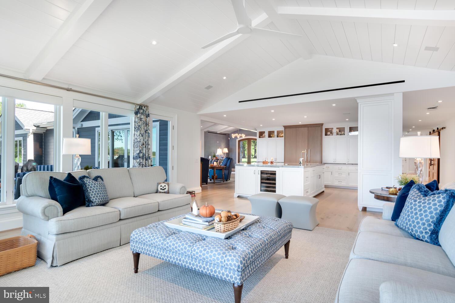 EASTON - Residential