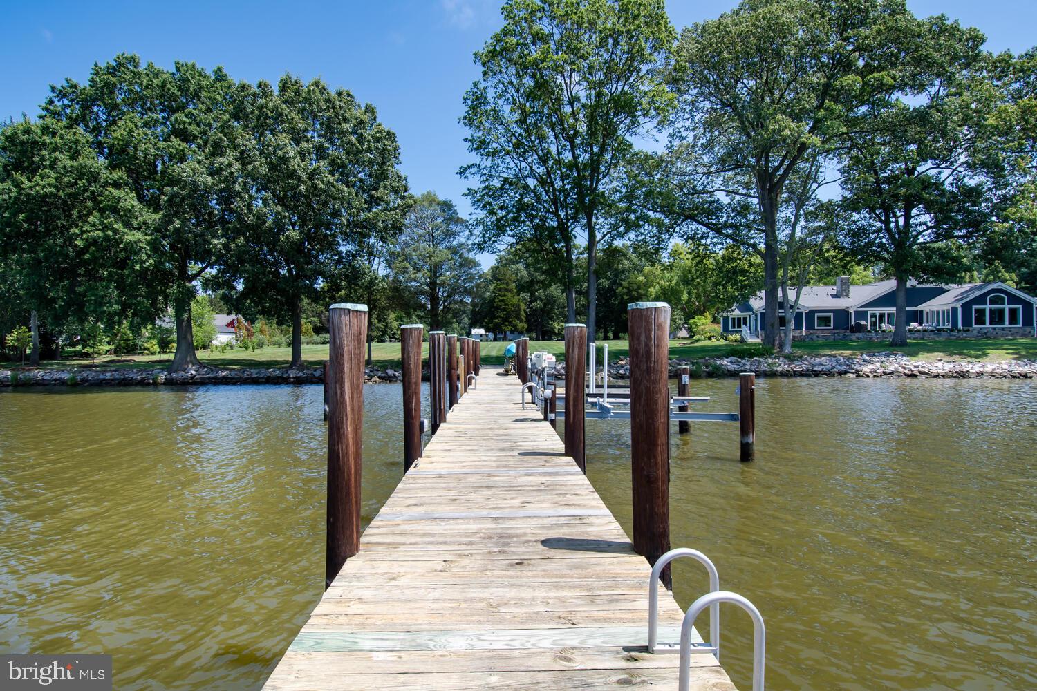 EASTON - Residential