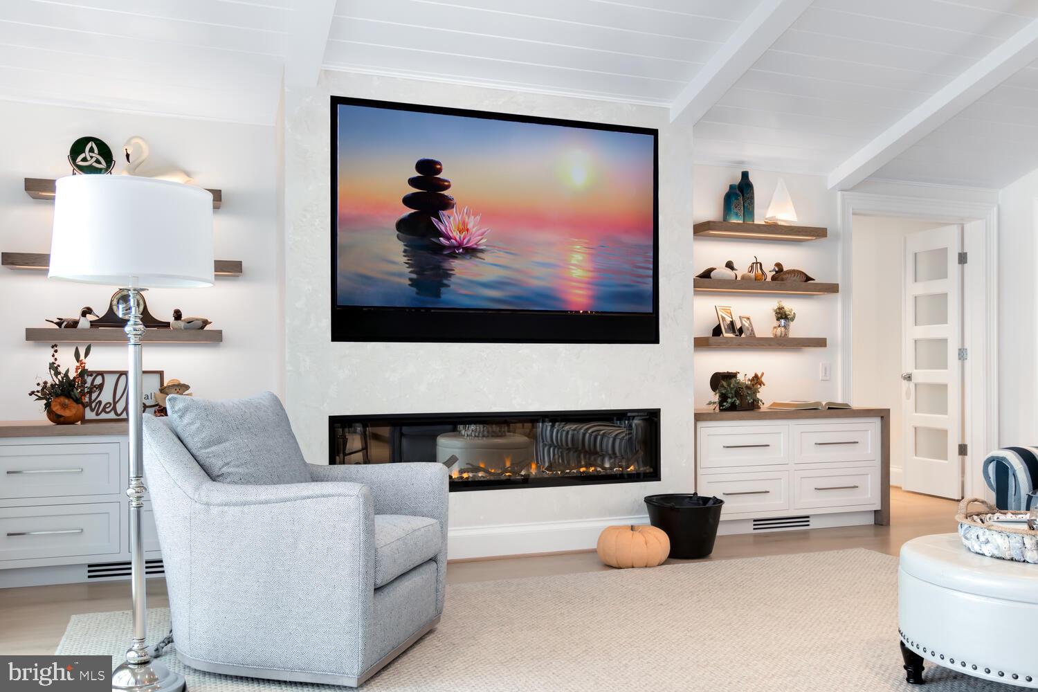 EASTON - Residential