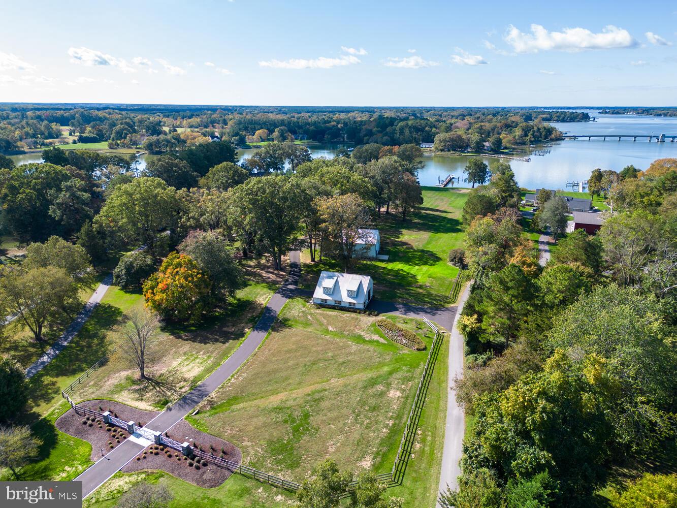 EASTON - Residential