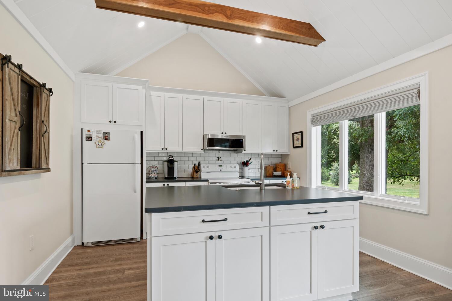 EASTON - Residential