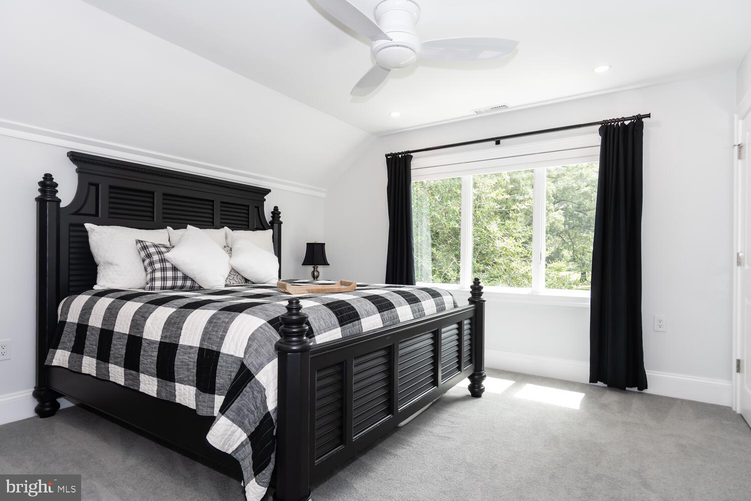 EASTON - Residential