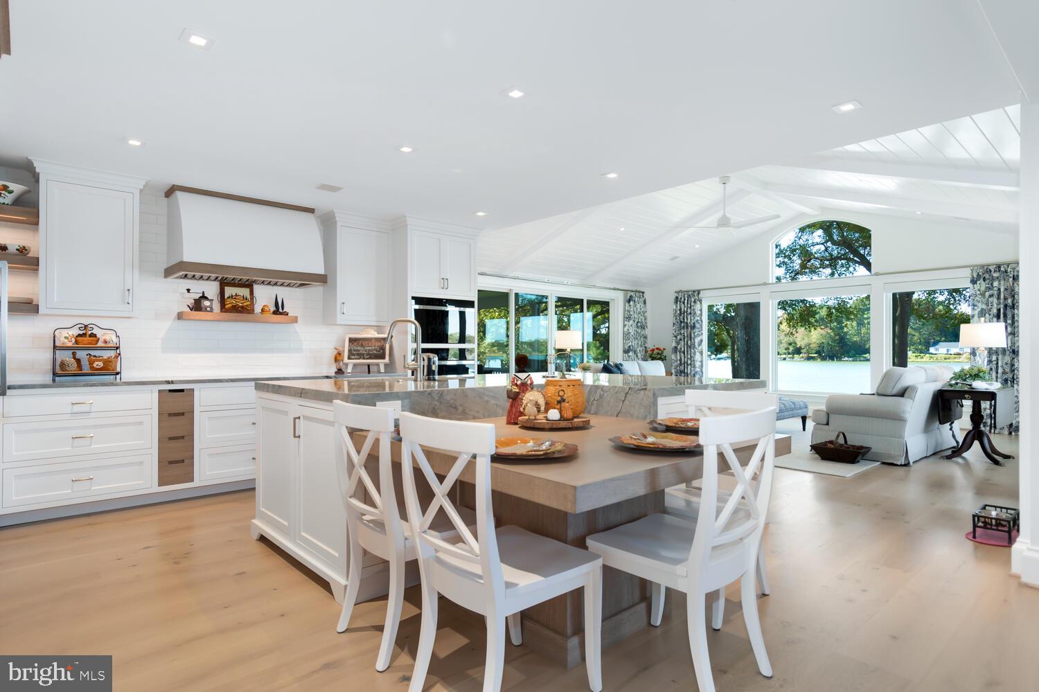 EASTON - Residential