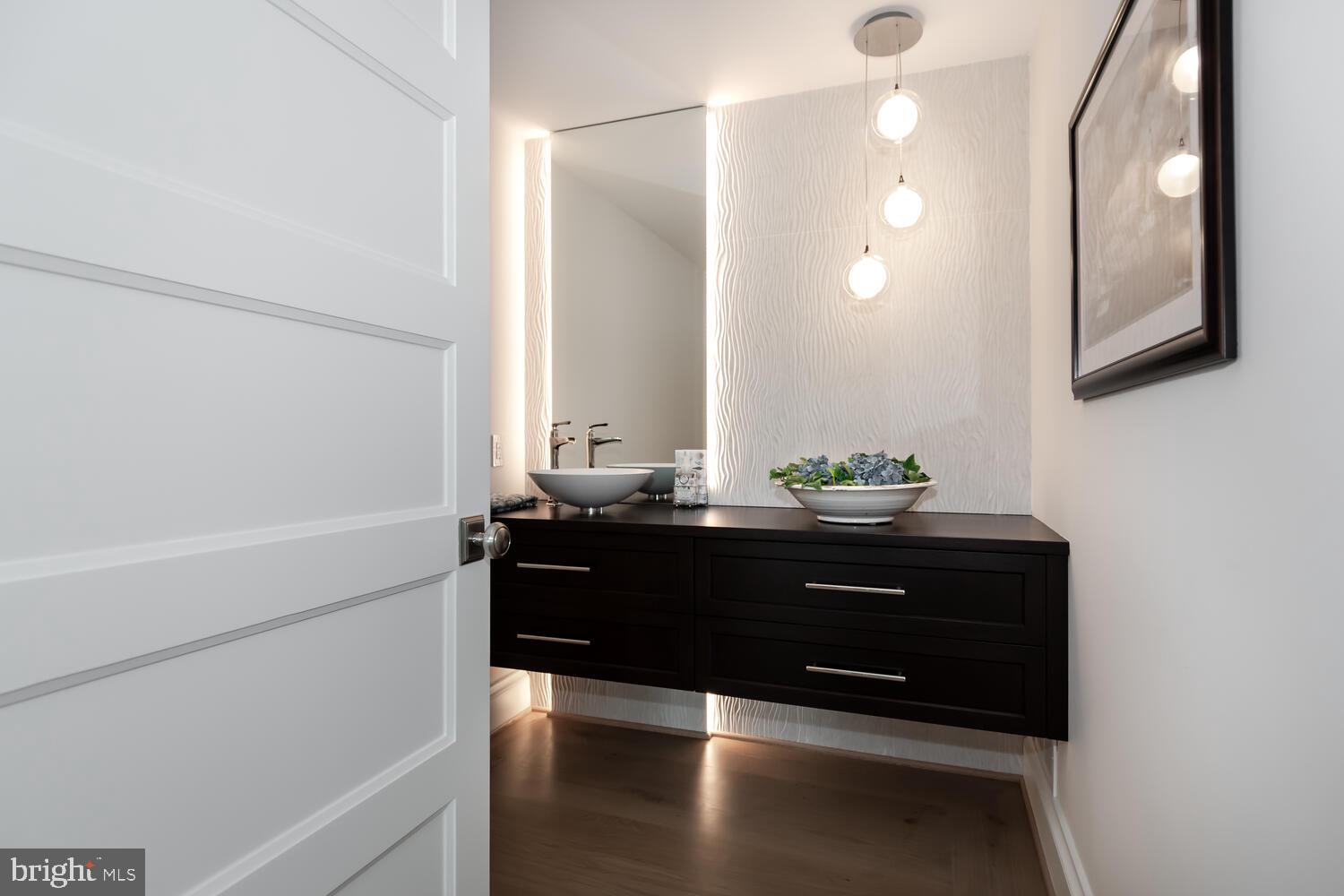 EASTON - Residential