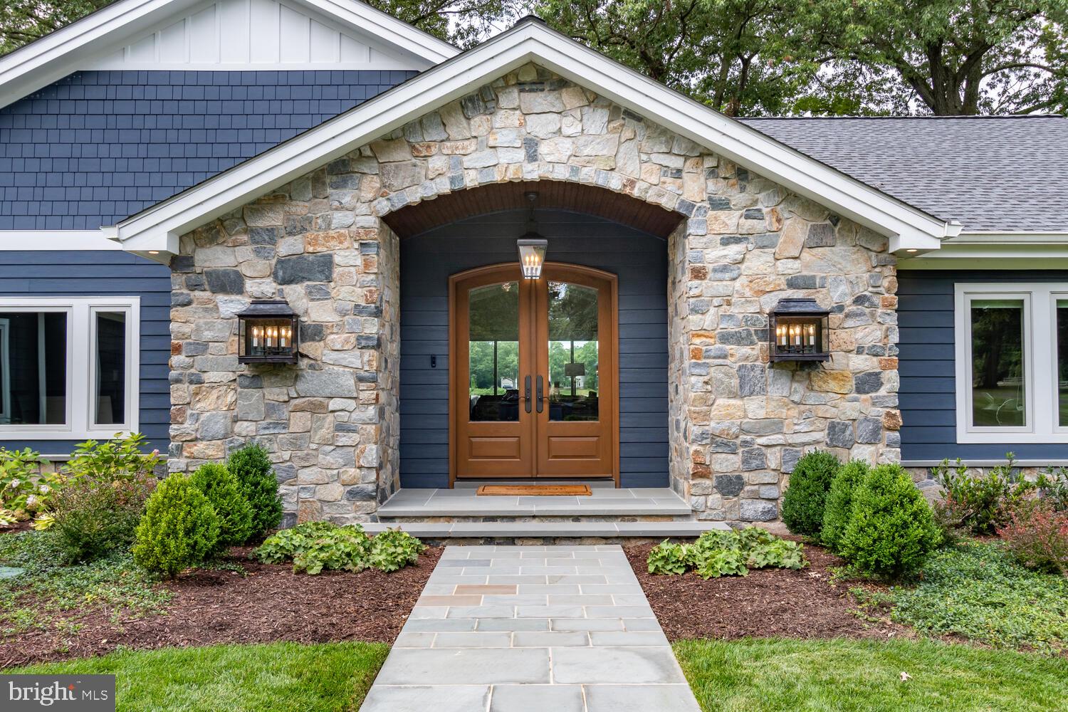 EASTON - Residential