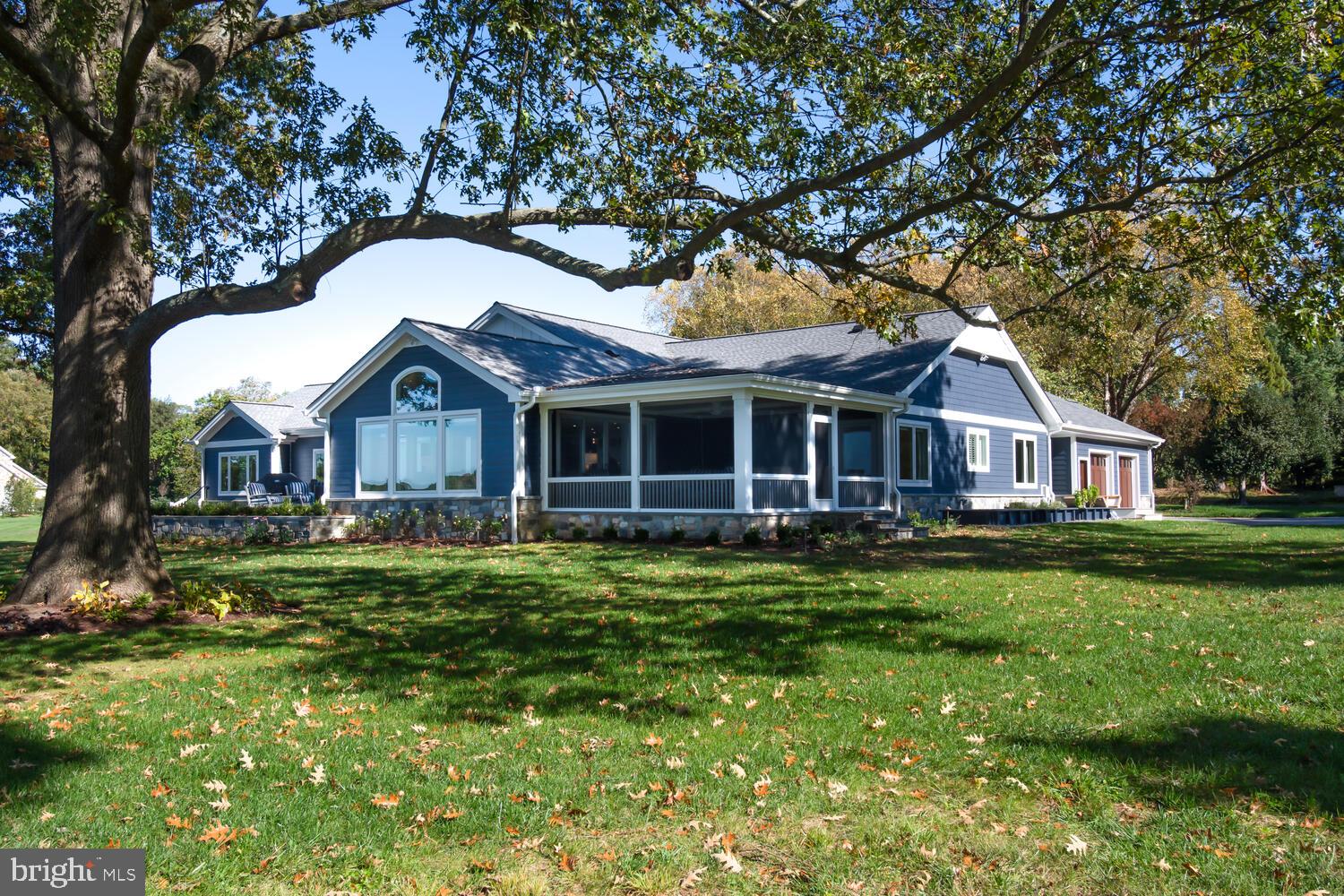 EASTON - Residential