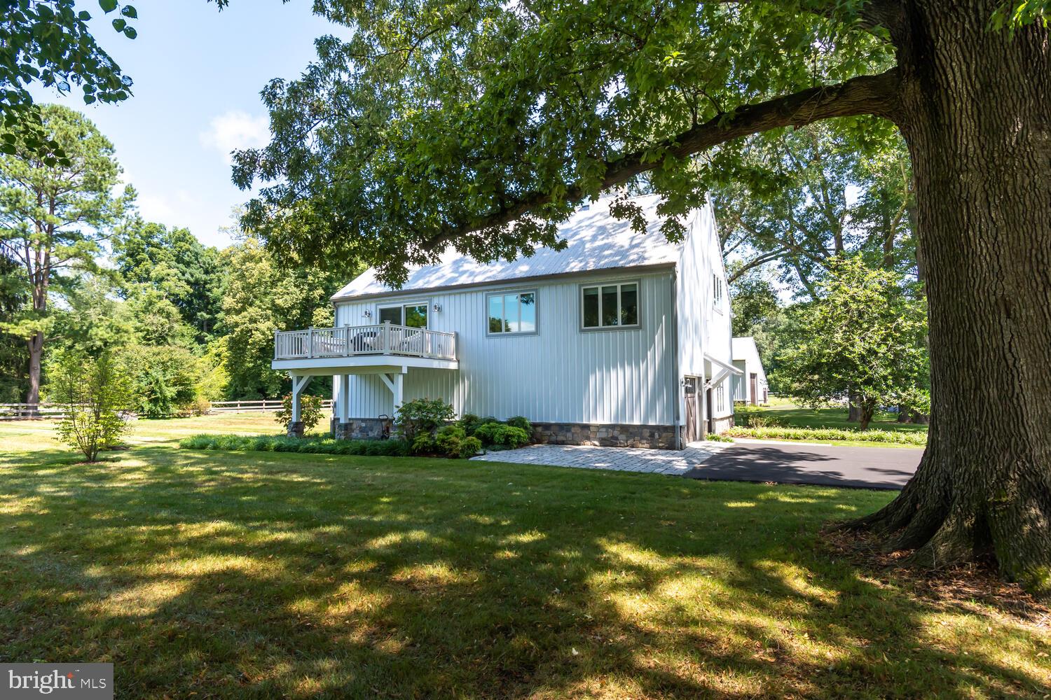 EASTON - Residential