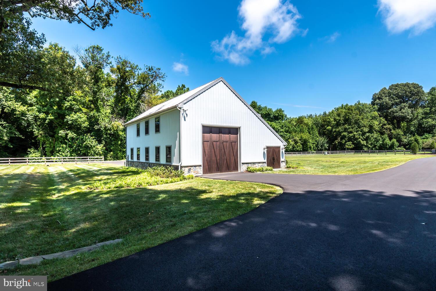 EASTON - Residential