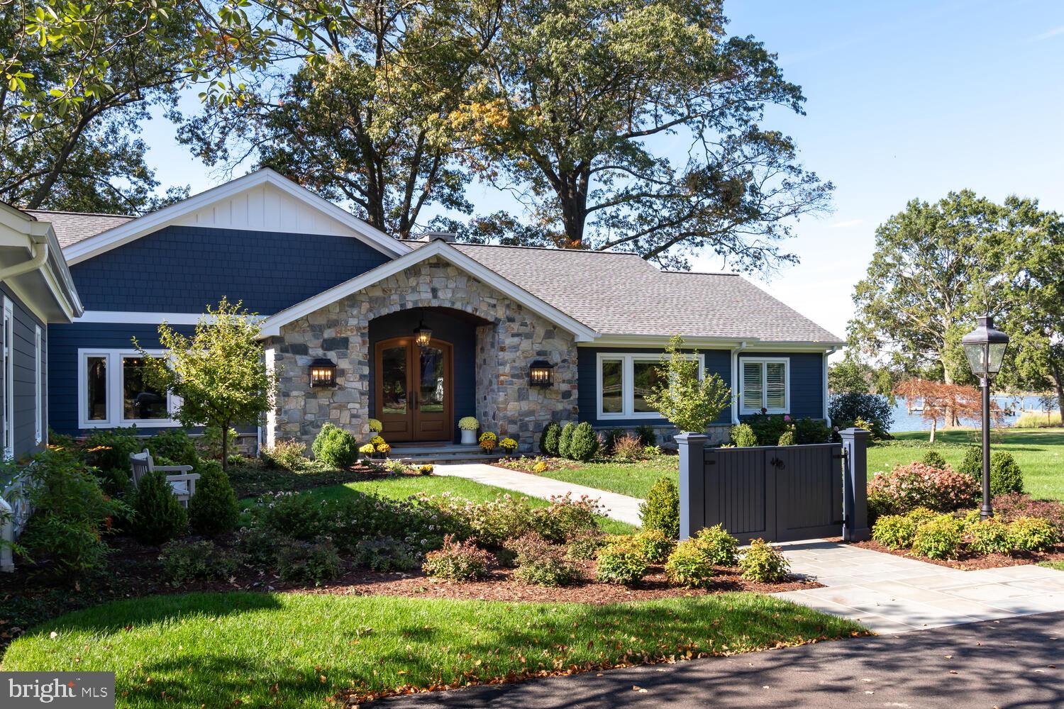 EASTON - Residential